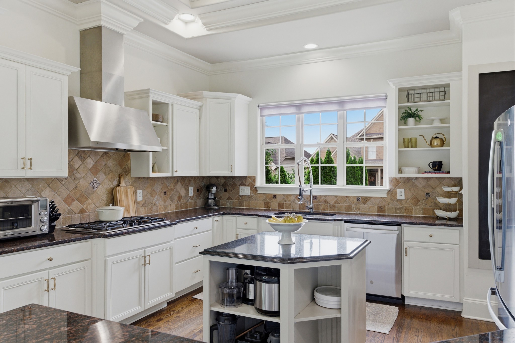 548 Summit Oaks Ct