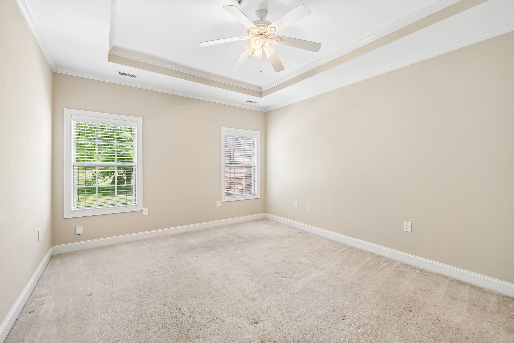 112 Westview Dr