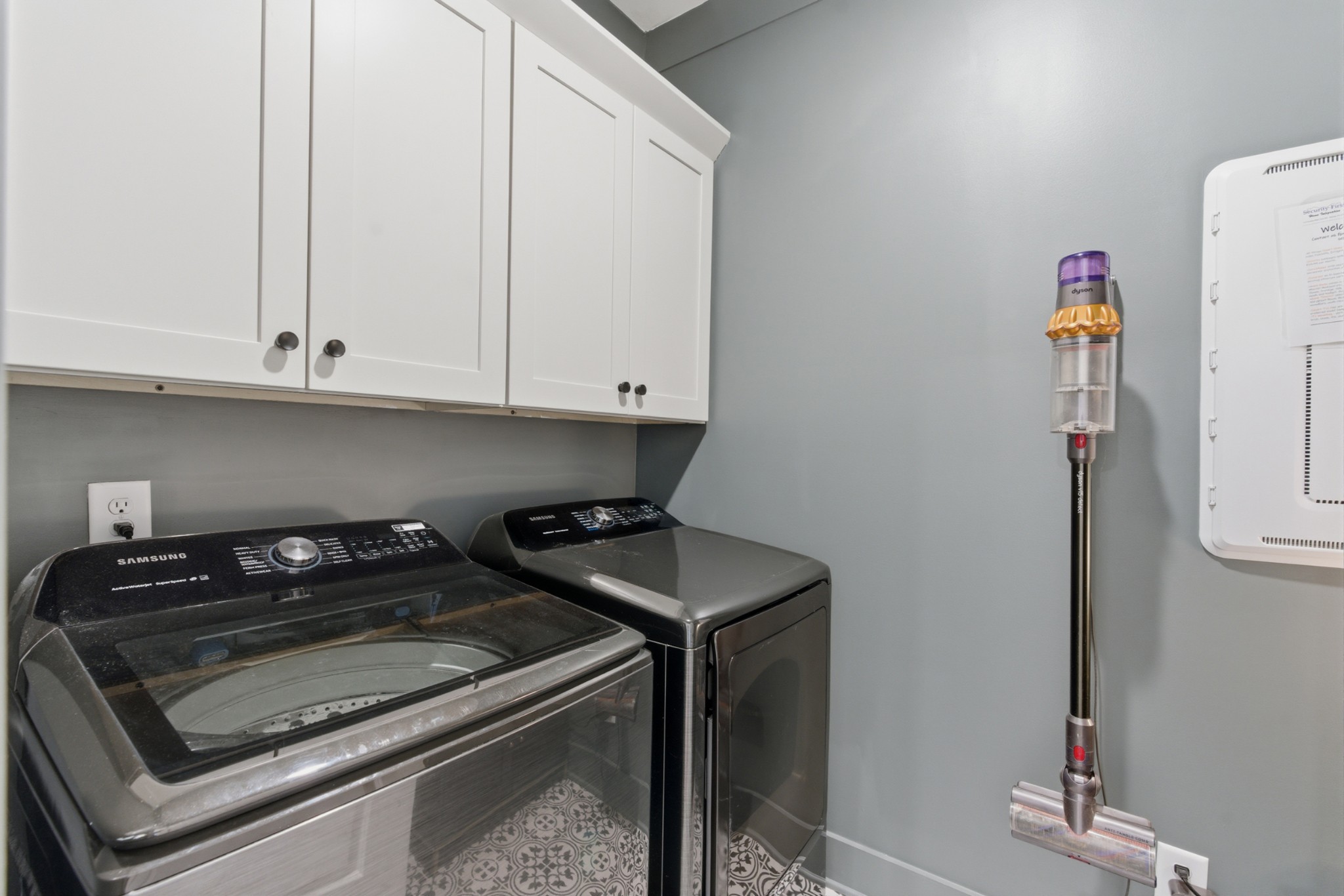 3472 Burgate Trl