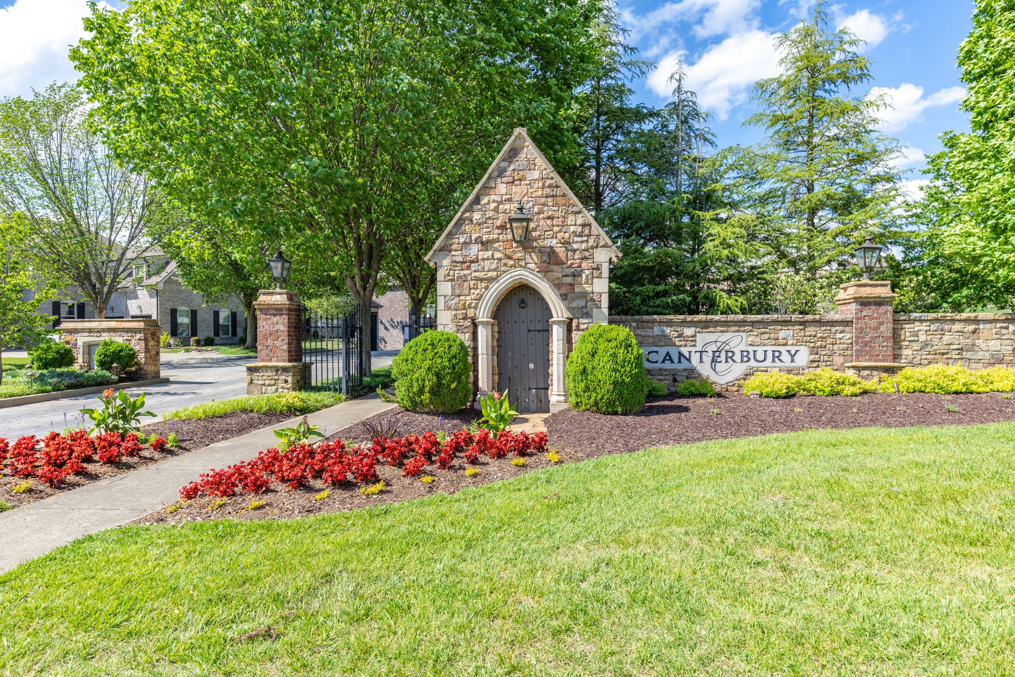 3472 Burgate Trl