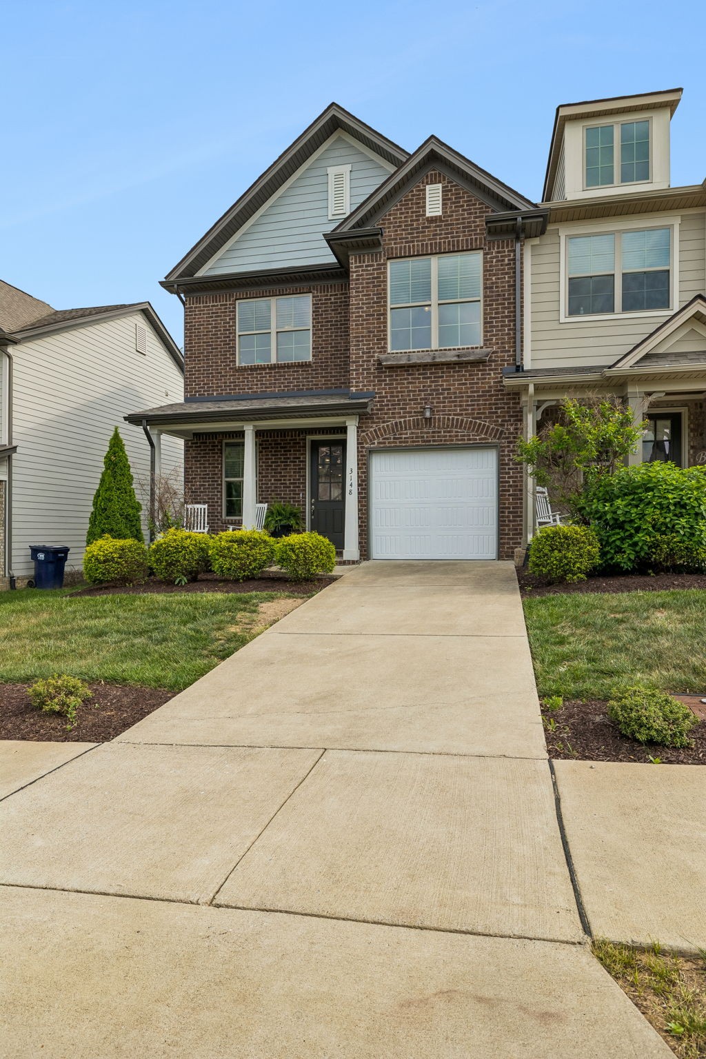 3148 Sassafras Ln