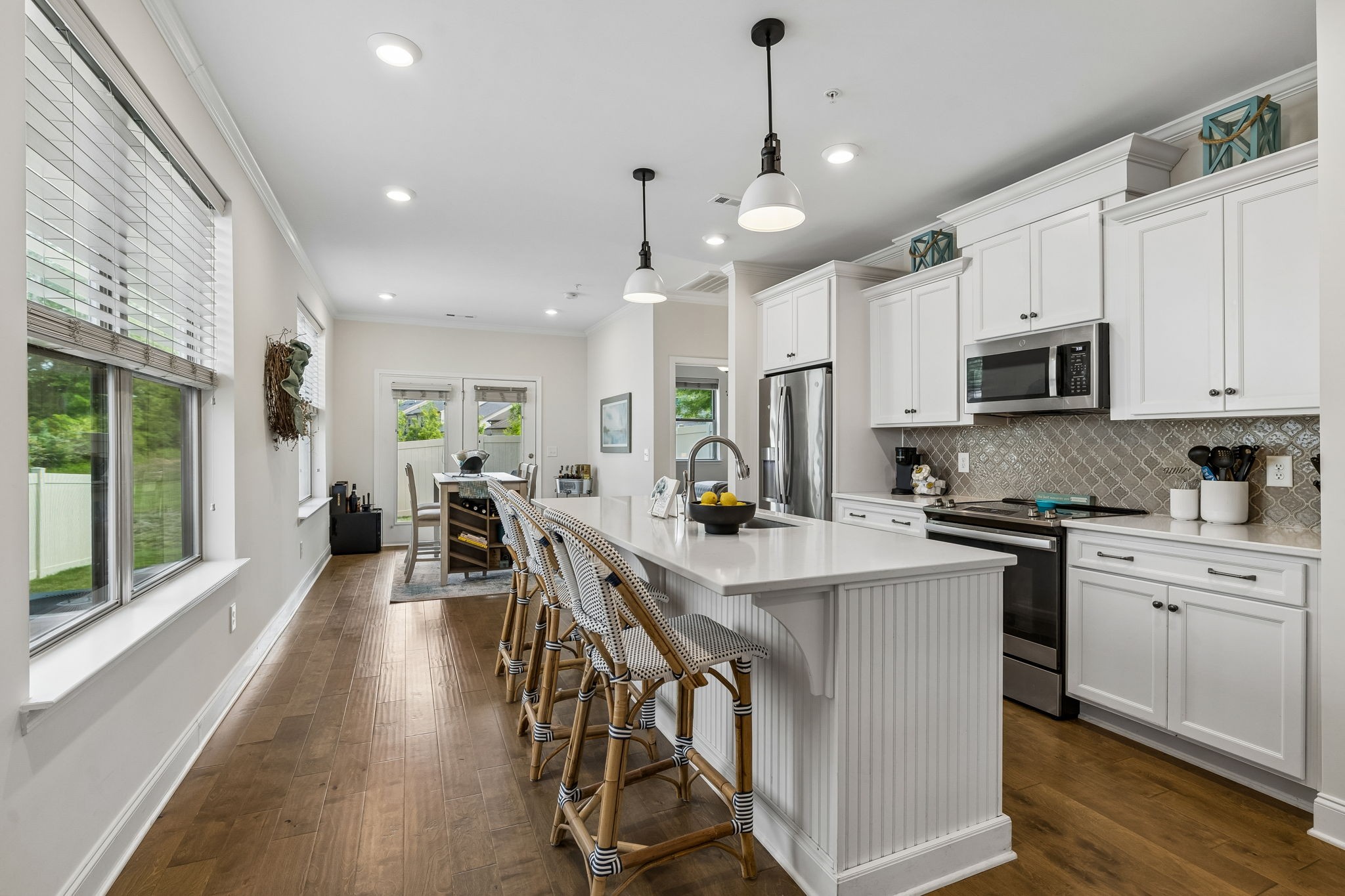 3148 Sassafras Ln