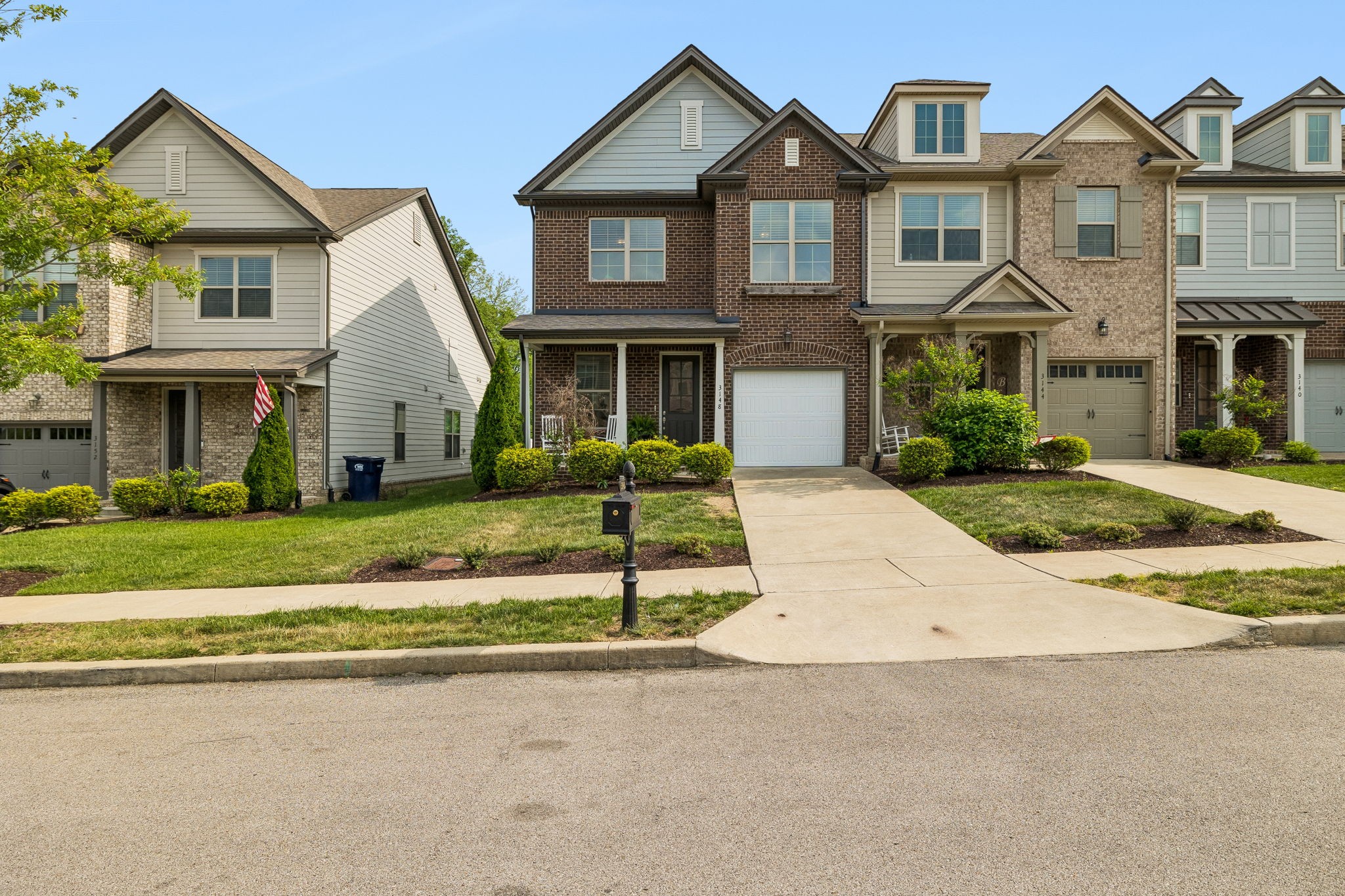 3148 Sassafras Ln