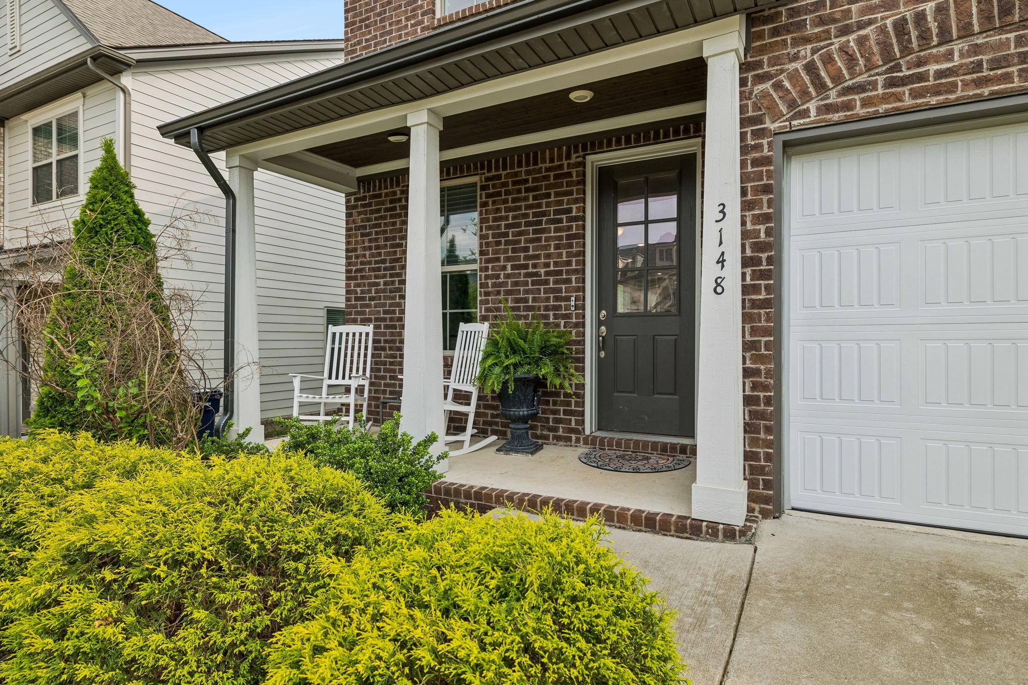 3148 Sassafras Ln