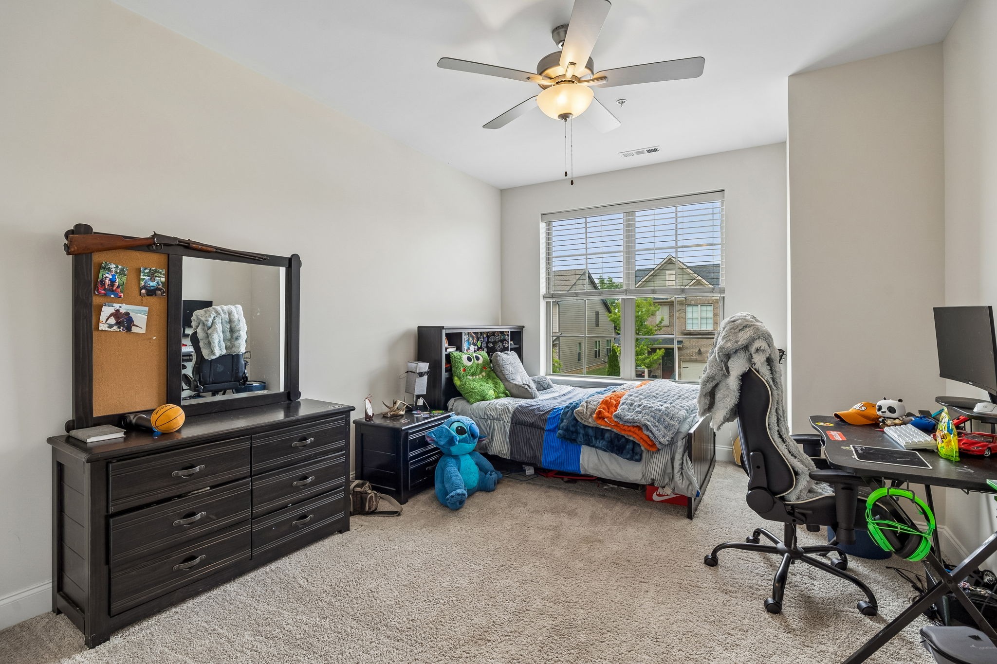 3148 Sassafras Ln