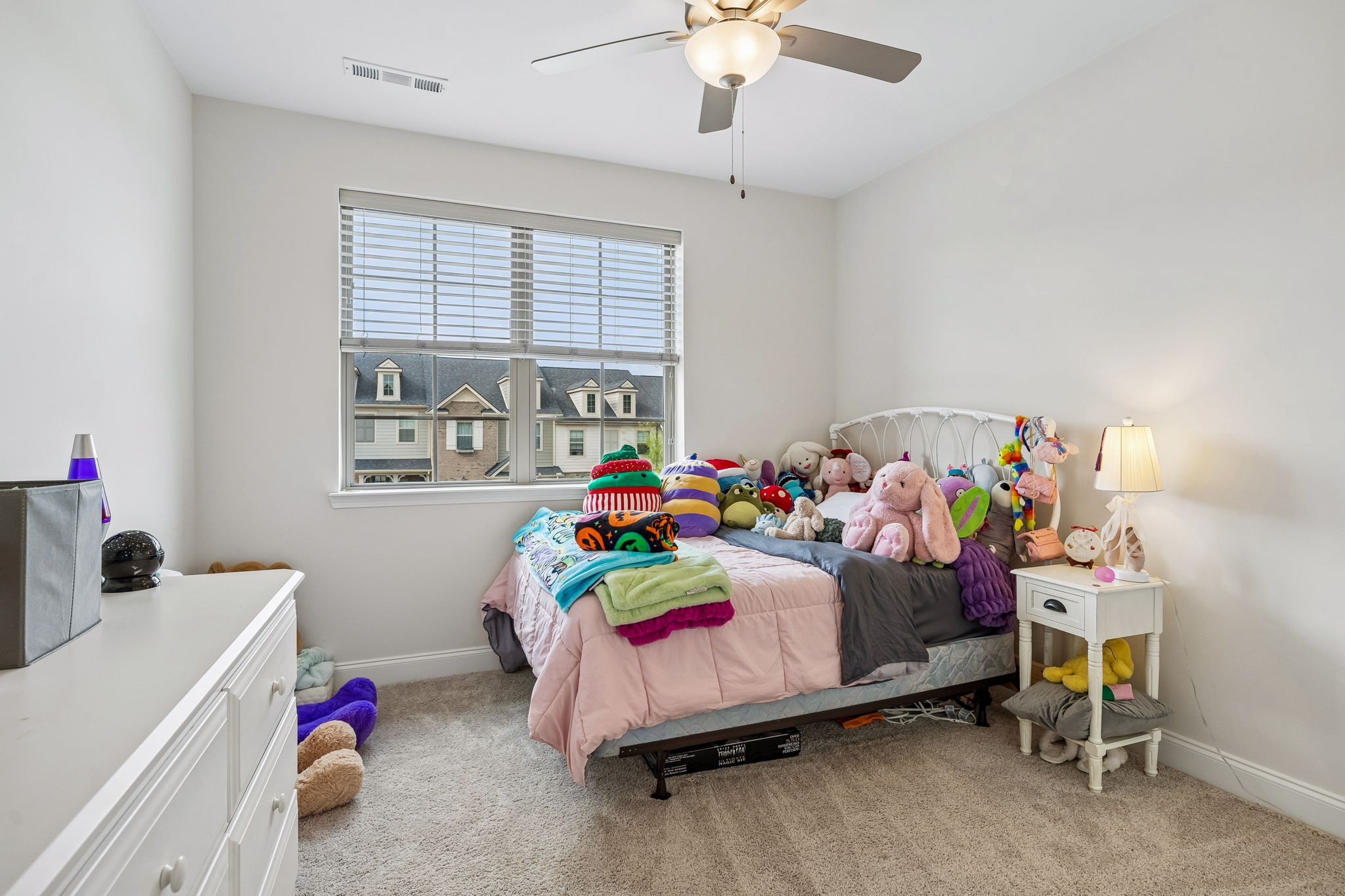 3148 Sassafras Ln