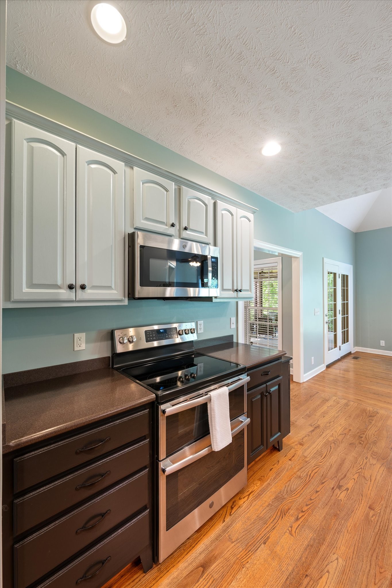 319 Eclipse Dr
