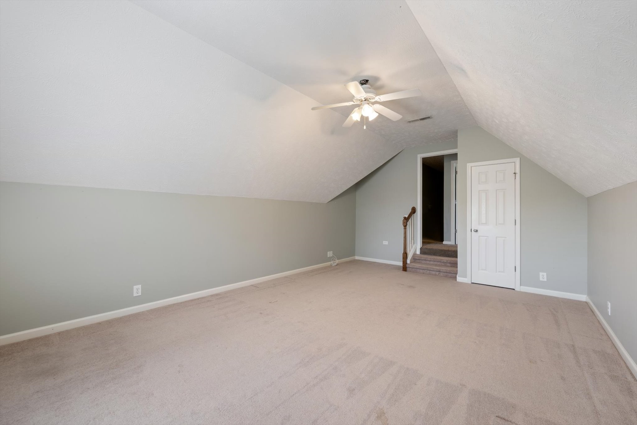319 Eclipse Dr