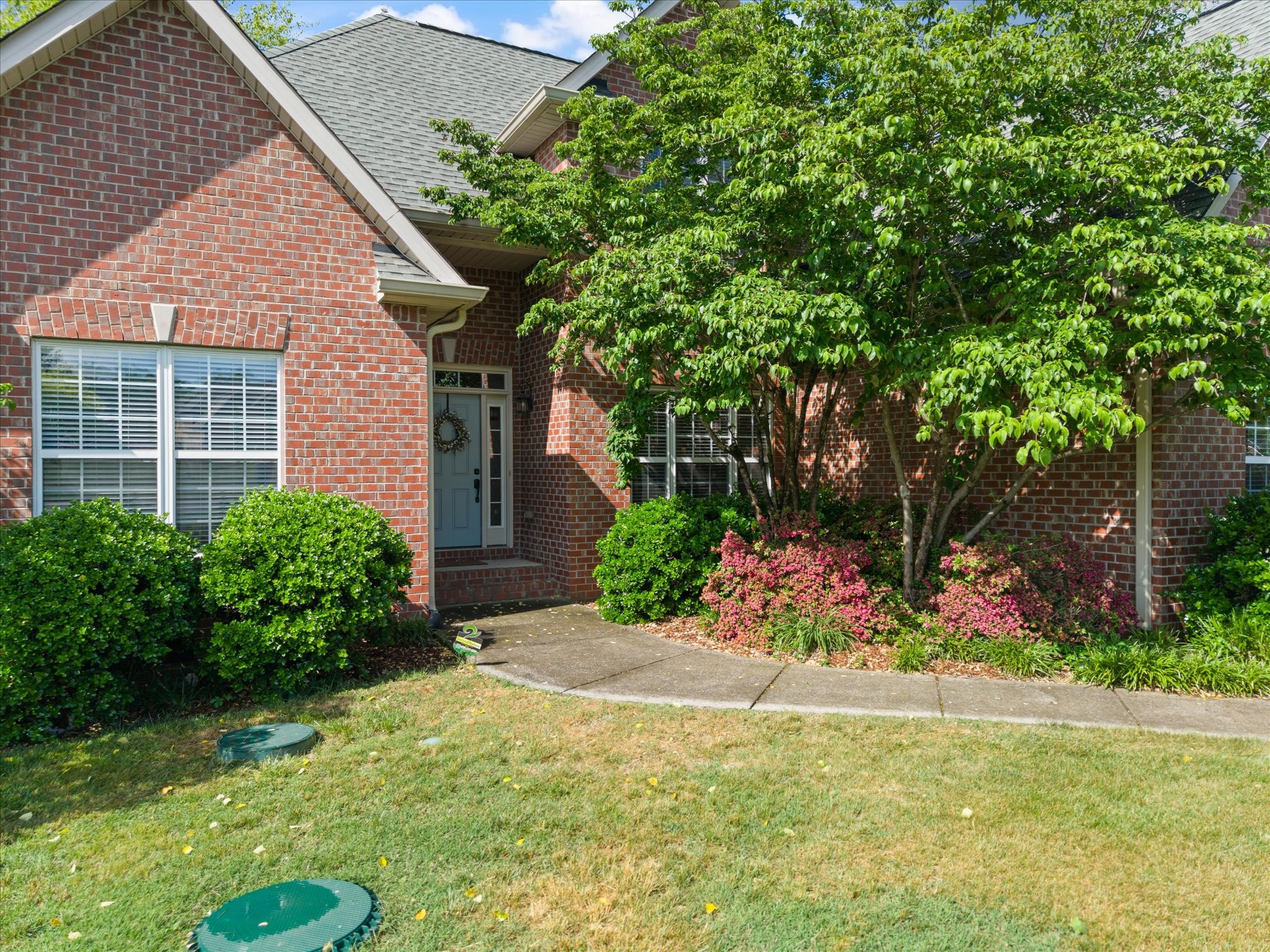 319 Eclipse Dr