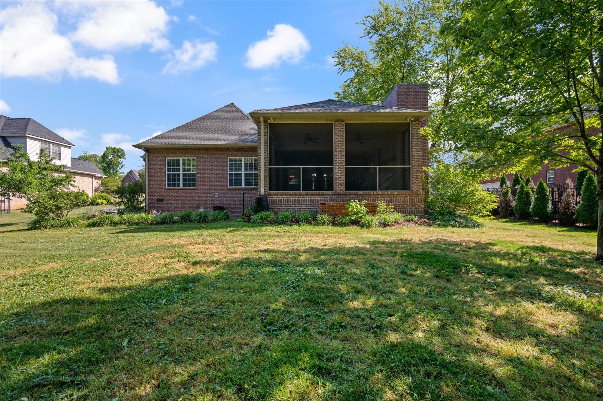 319 Eclipse Dr