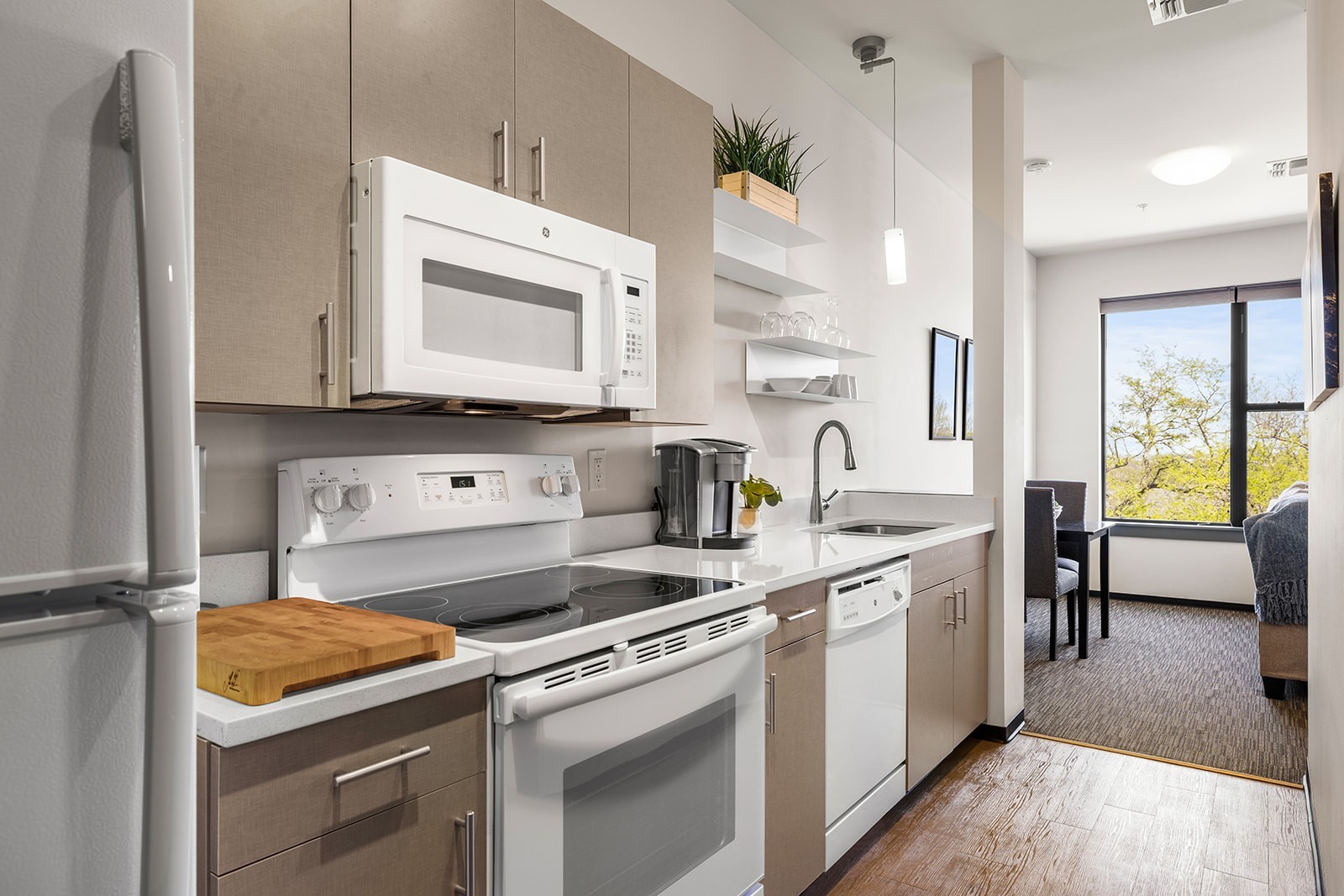 1900 12th Ave, S Unit: 408
