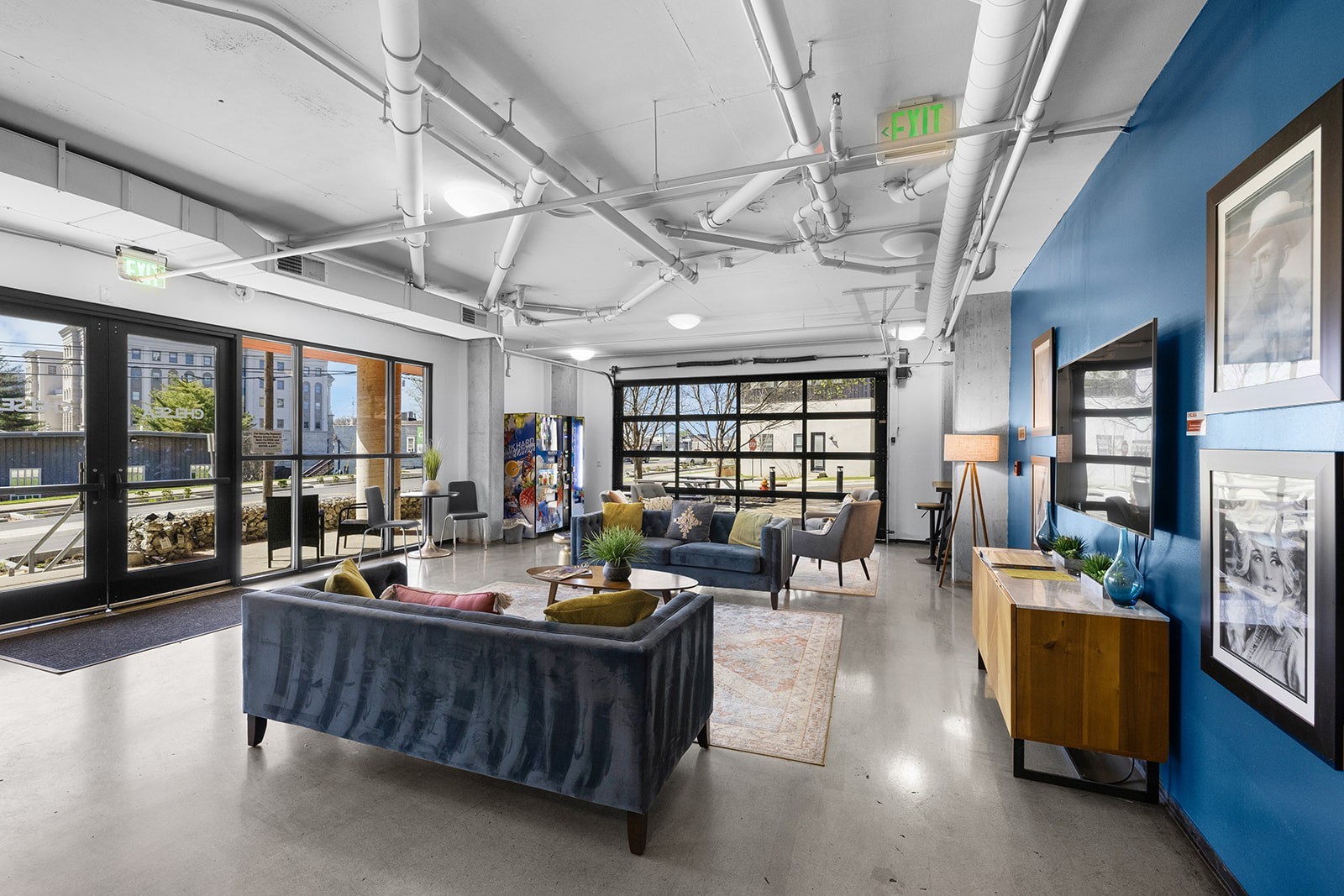 1900 12th Ave, S Unit: 408