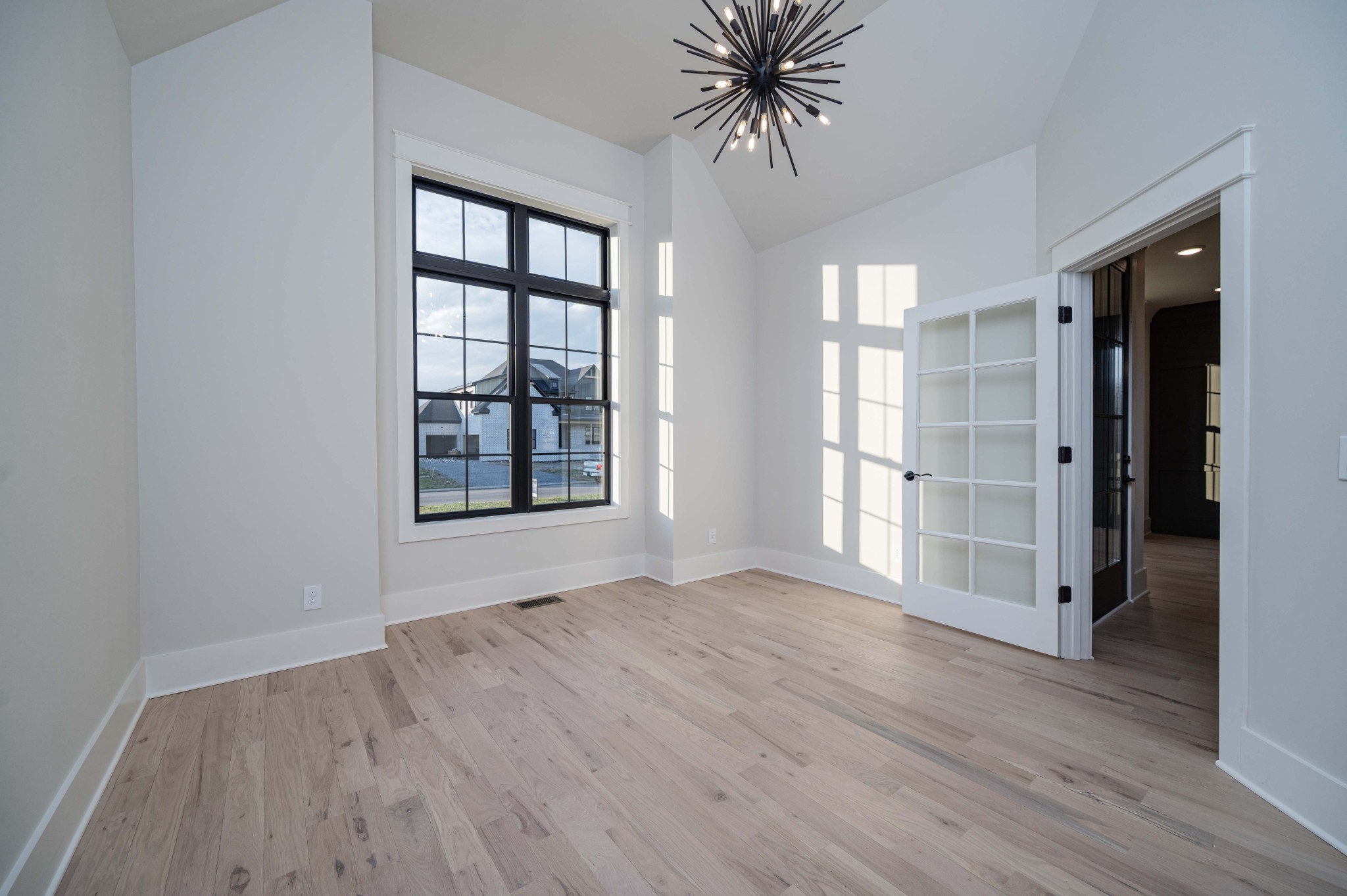 2829 Canfield Dr