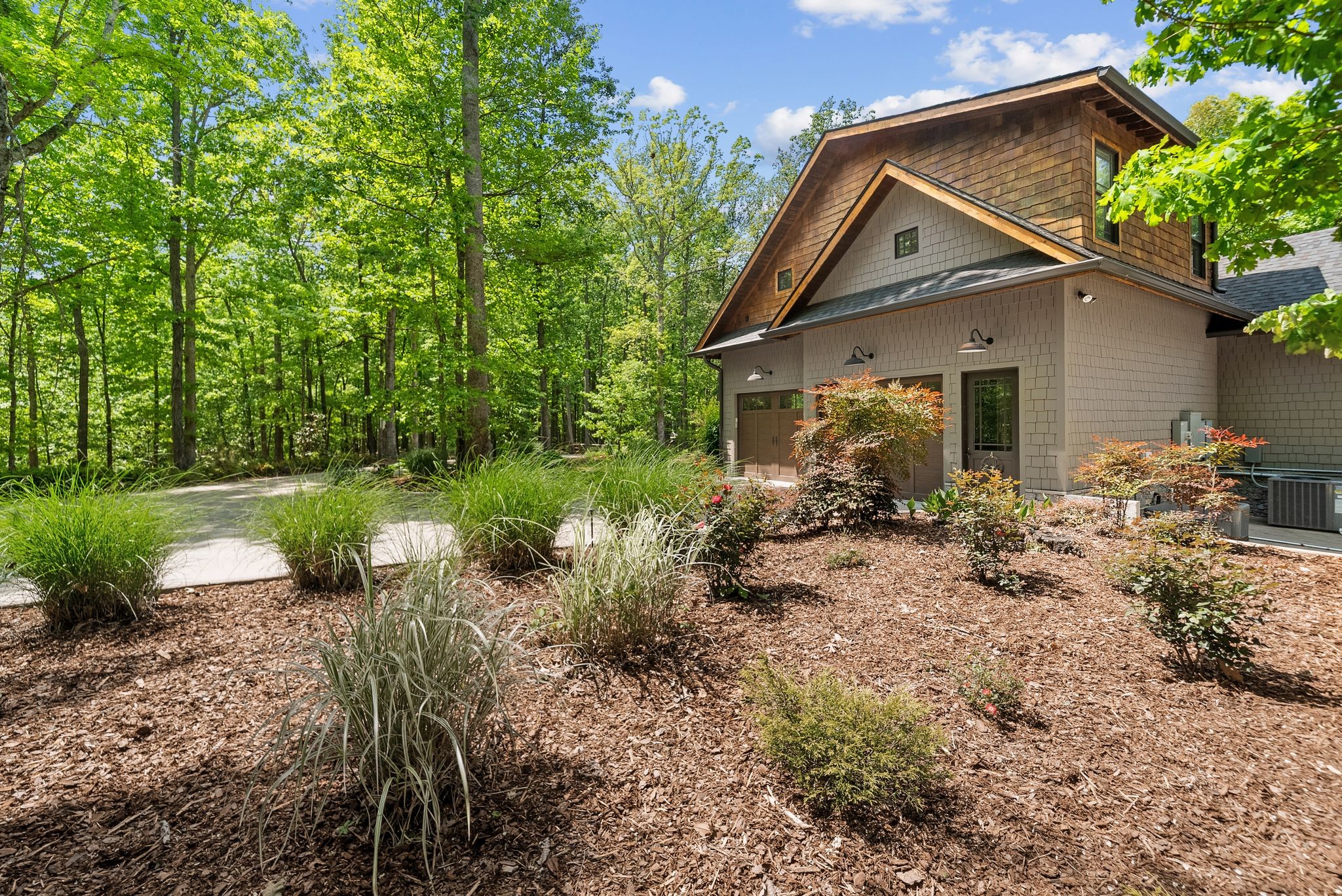 5621 Parker Branch Trl