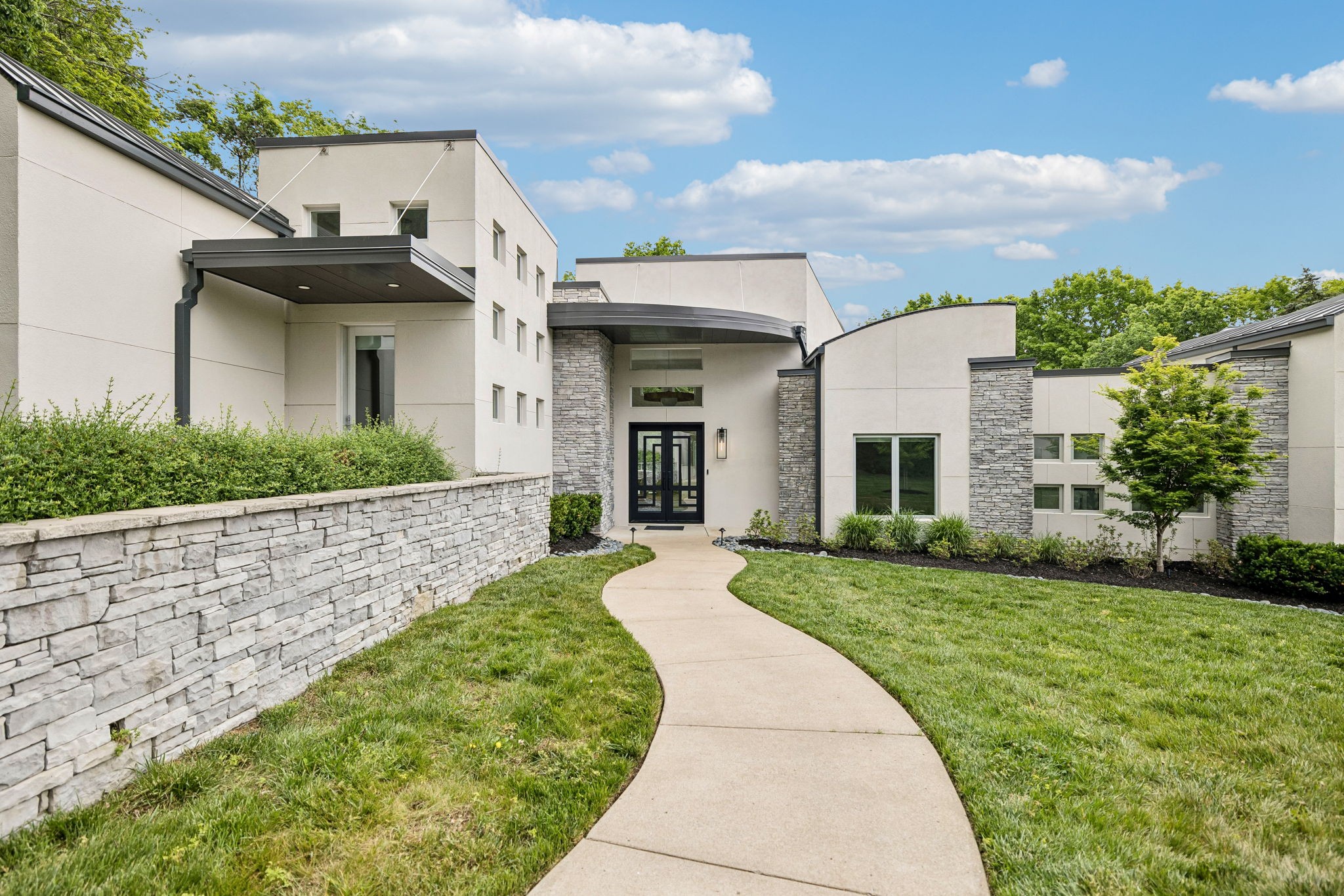 108 Bancroft Ct