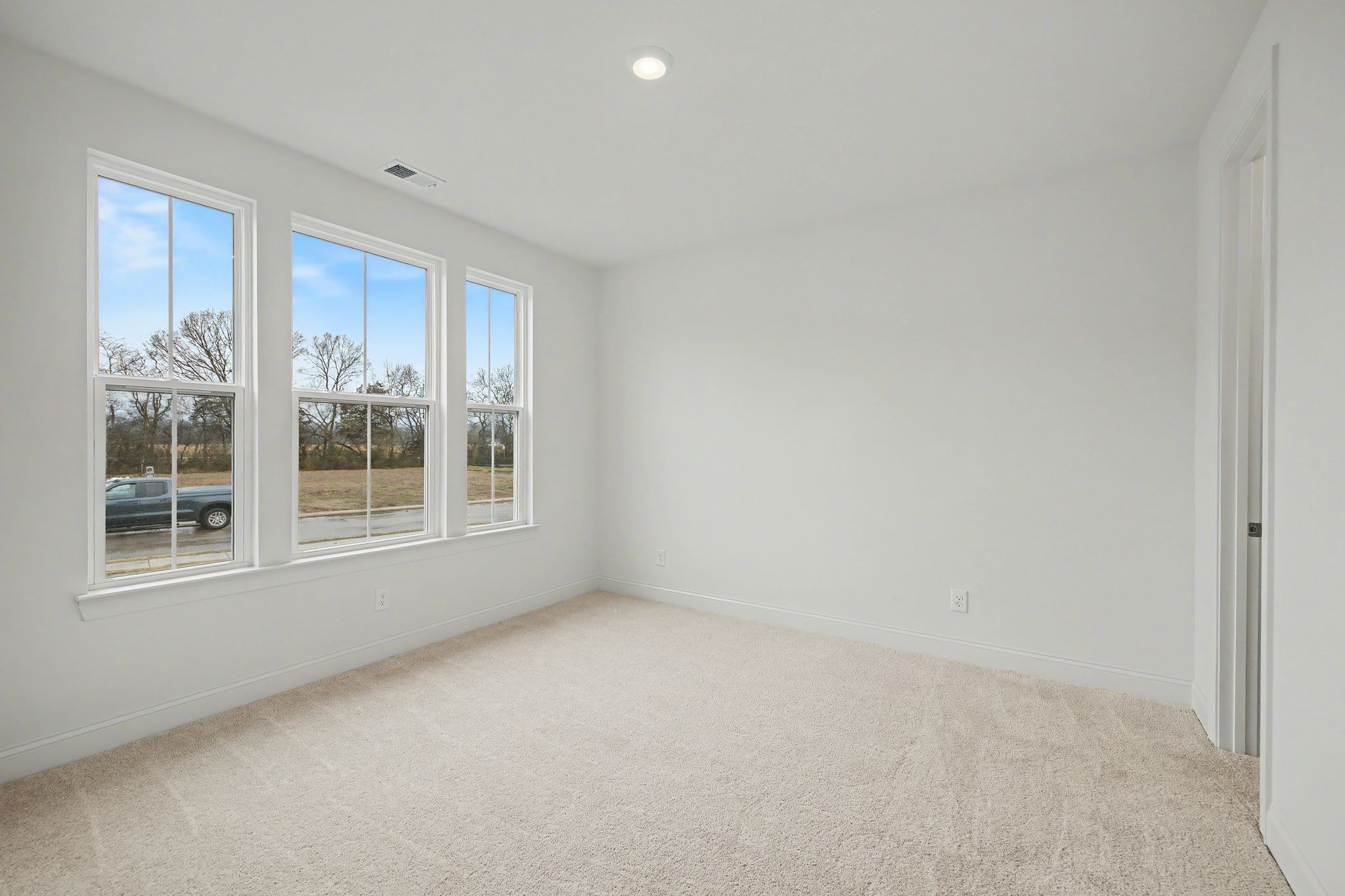 7404 Legends Way