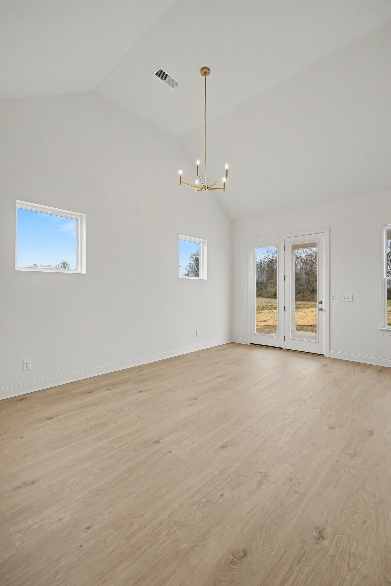 7404 Legends Way