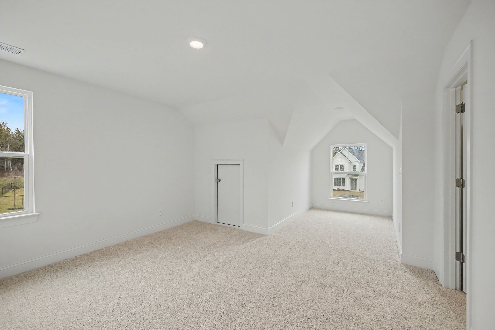 7404 Legends Way
