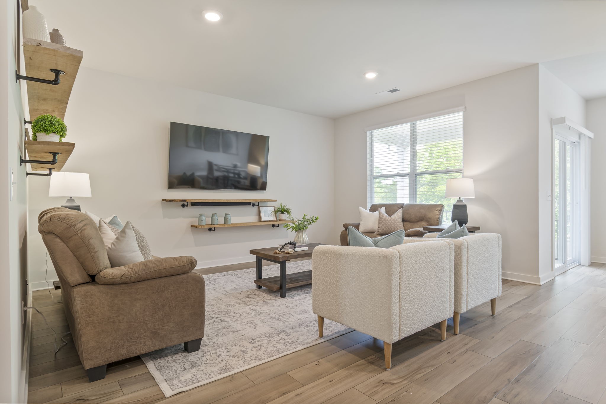 1029 Ewell Farm Cir