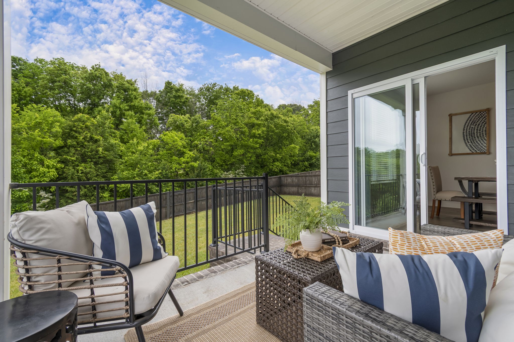 1029 Ewell Farm Cir