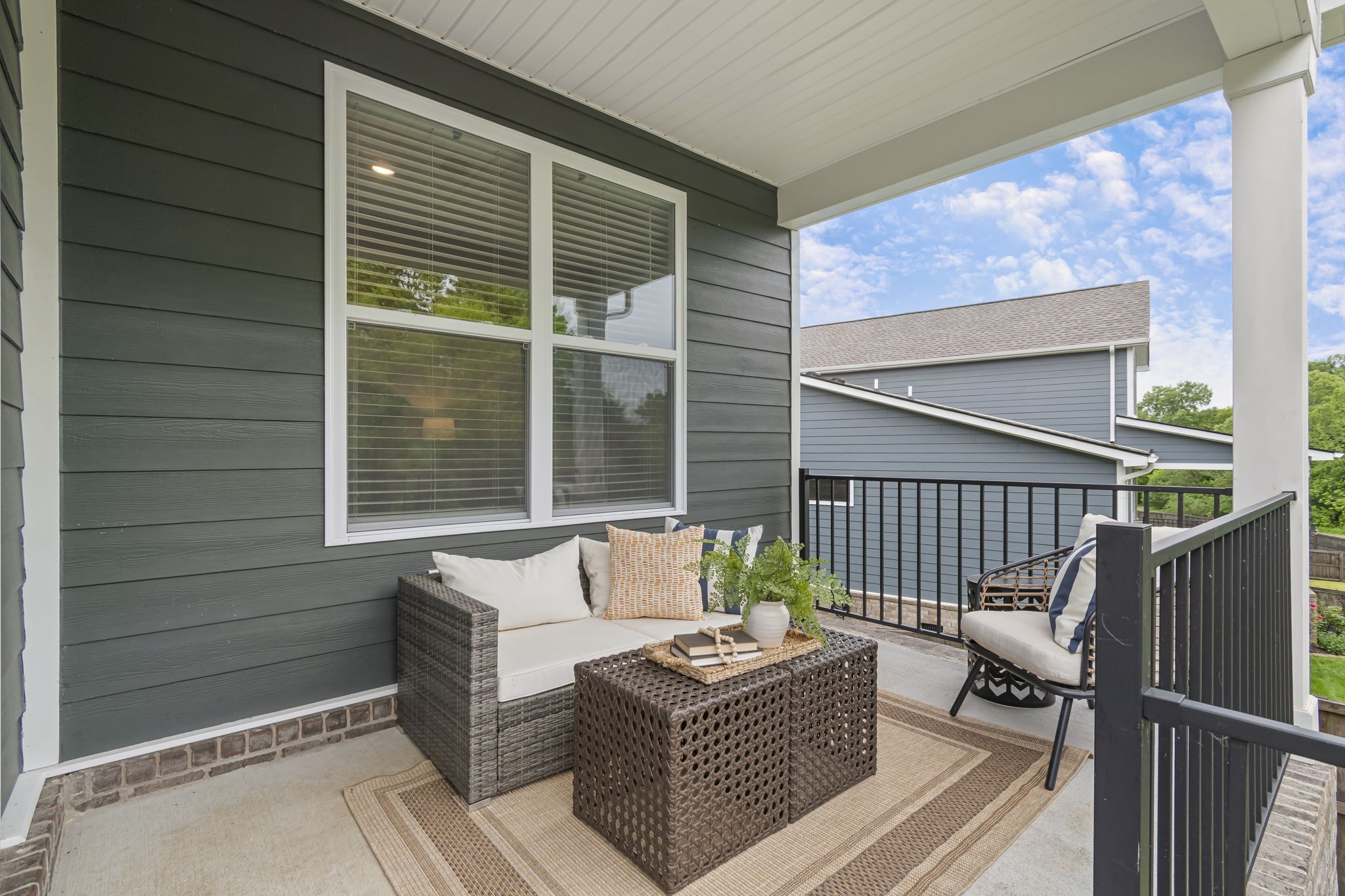 1029 Ewell Farm Cir