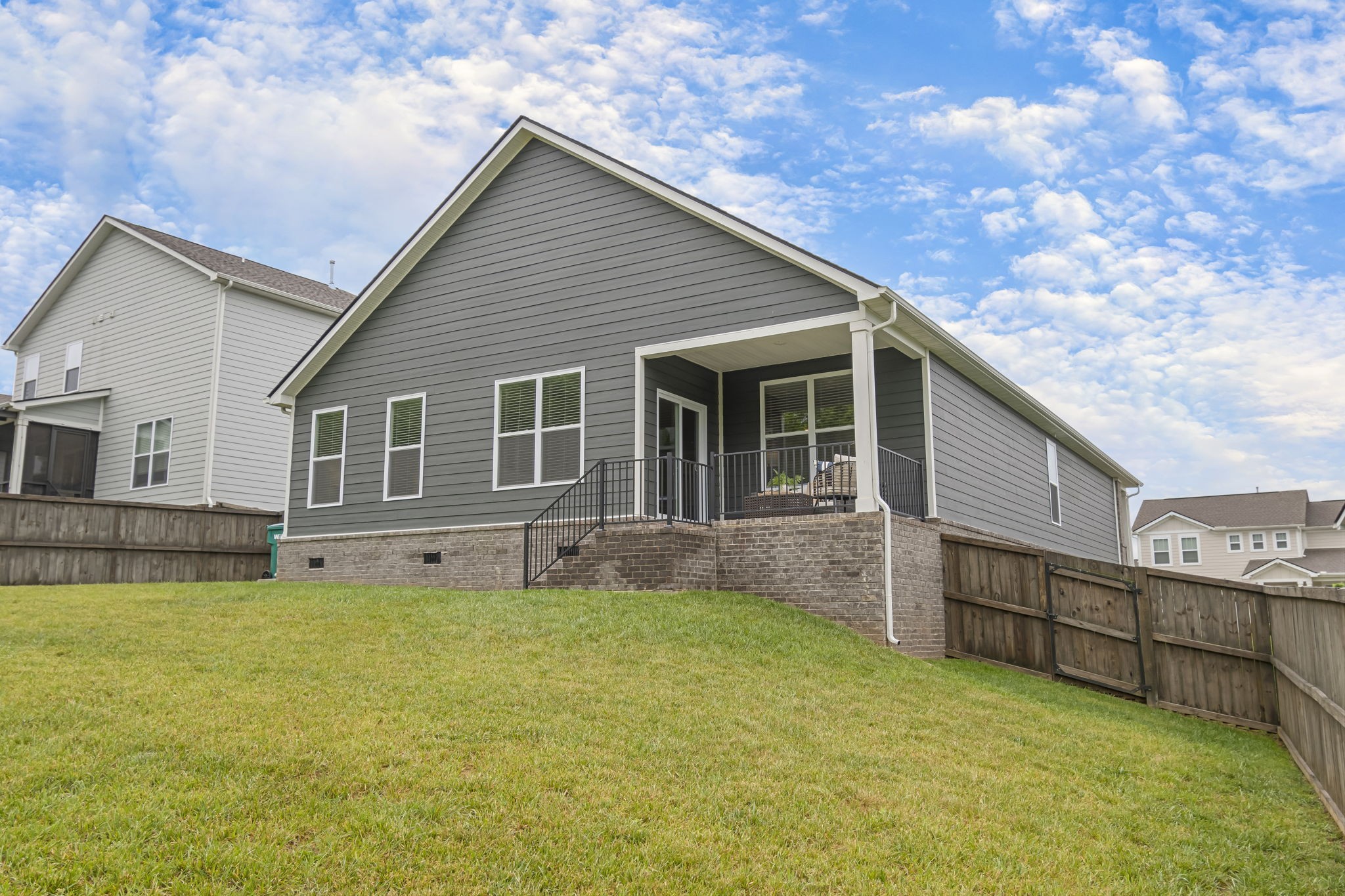 1029 Ewell Farm Cir