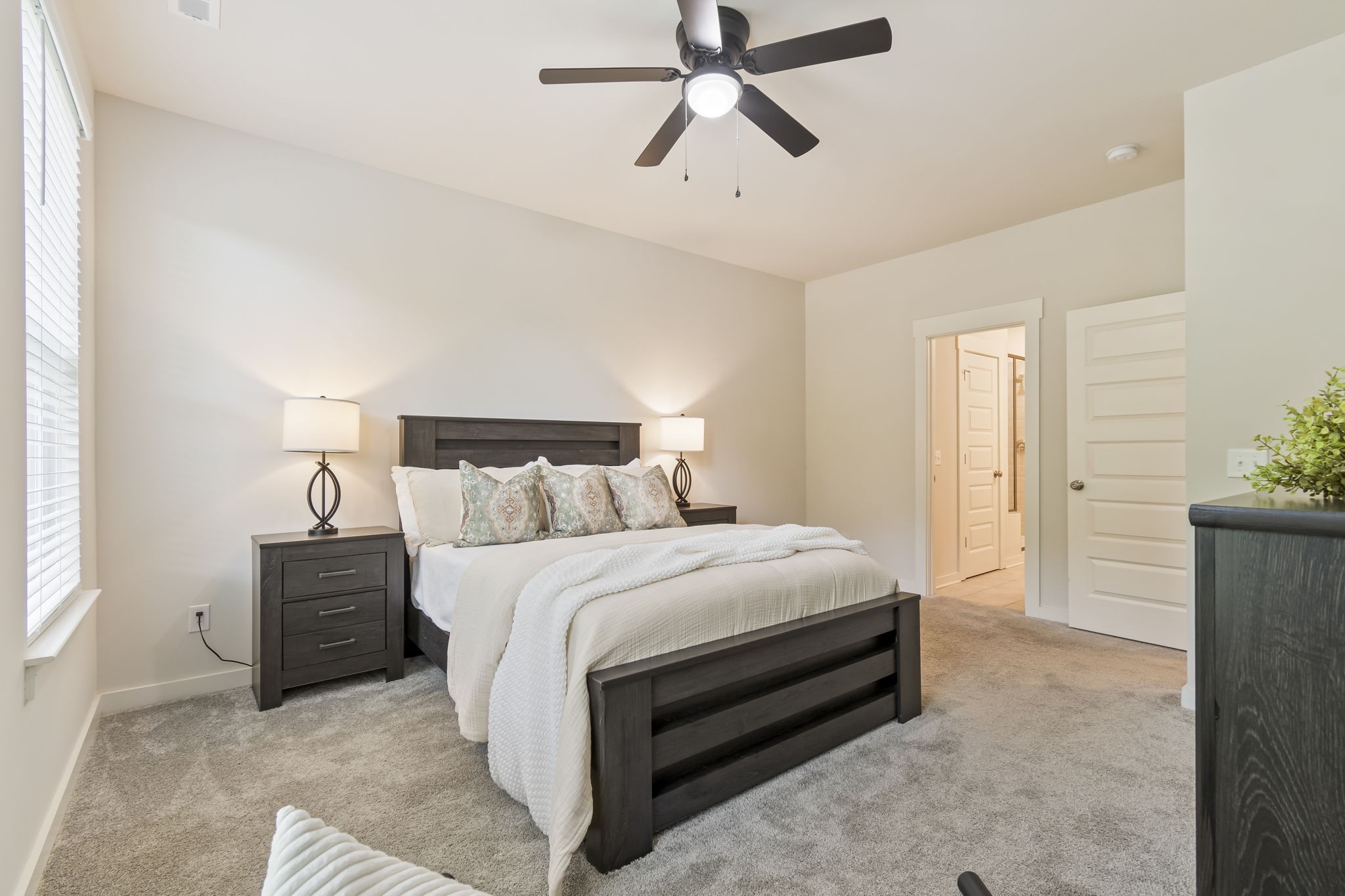 1029 Ewell Farm Cir