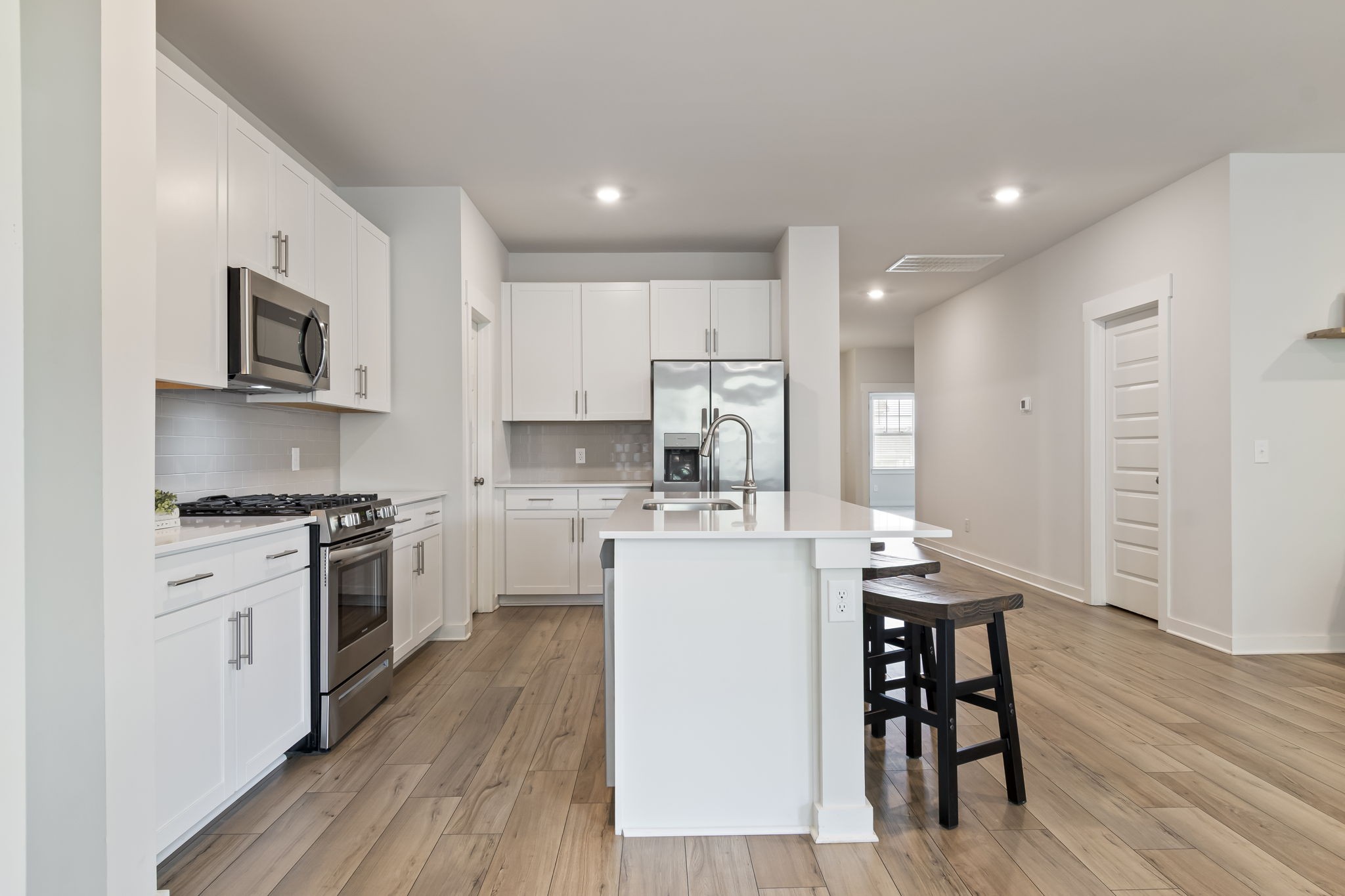 1029 Ewell Farm Cir