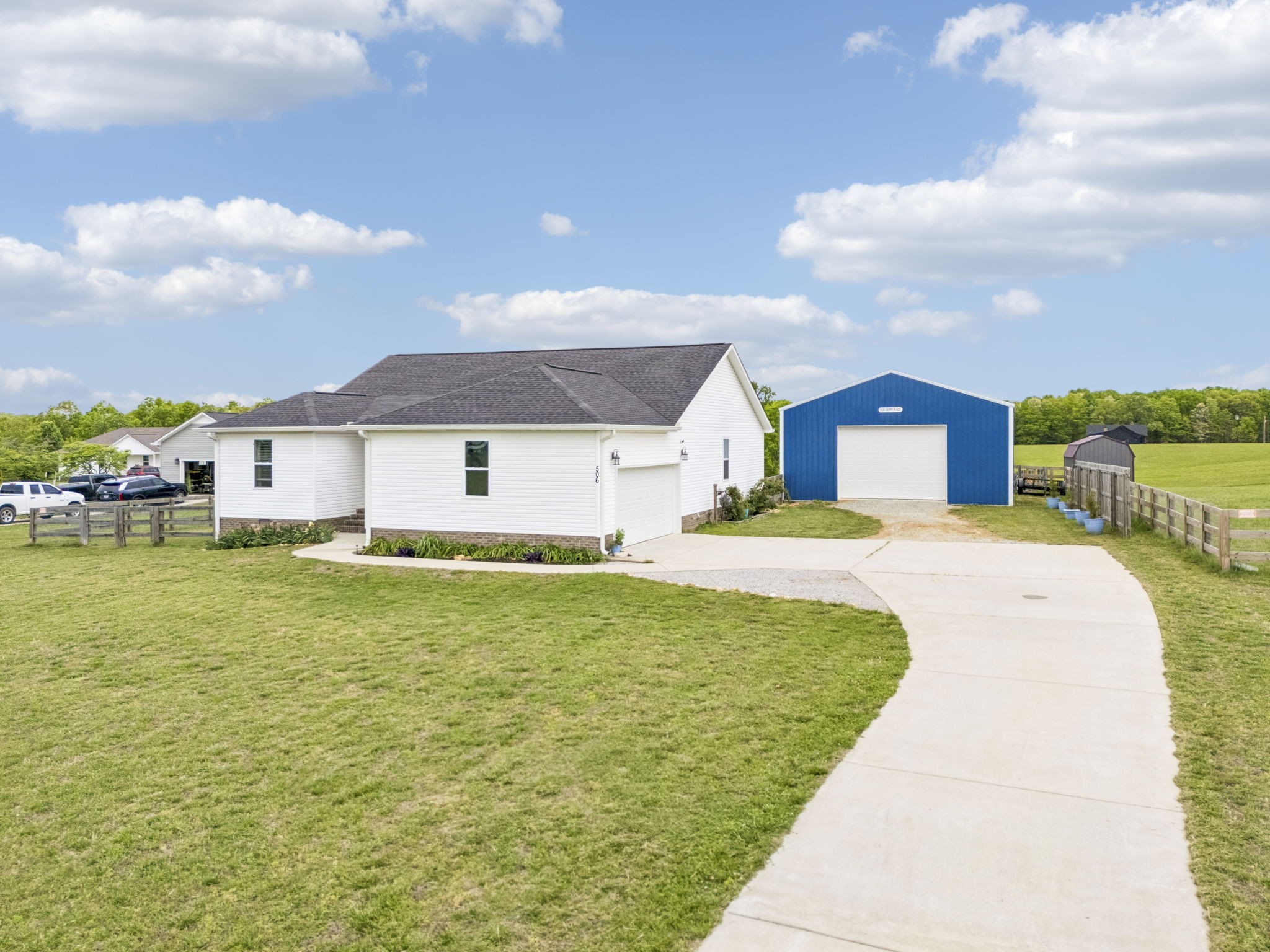 506 N Point Dr