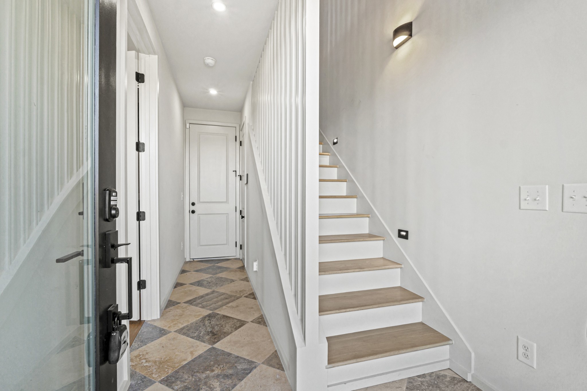 106 Grizzard Ave Unit: 3