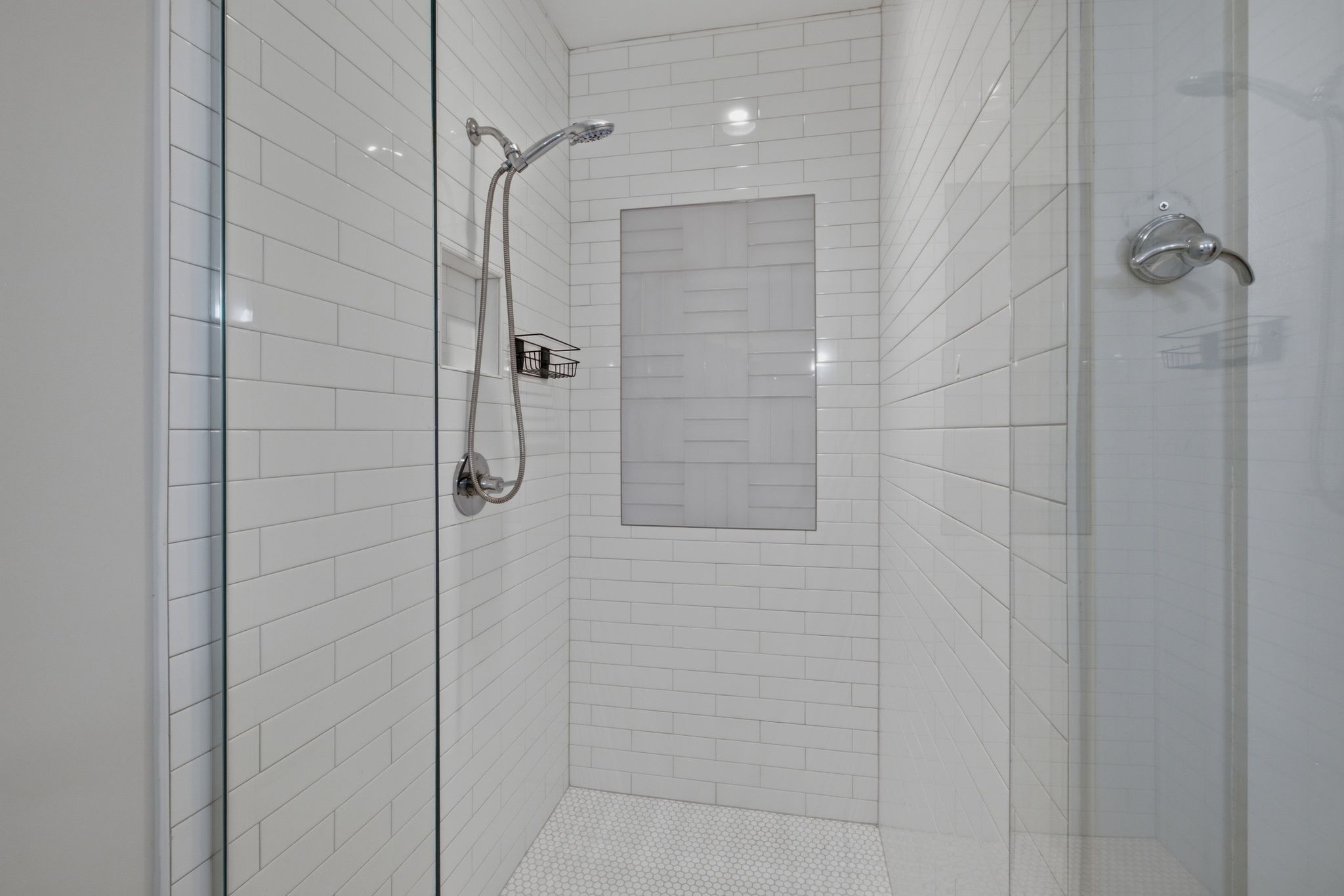 105 Duke St Unit: 6