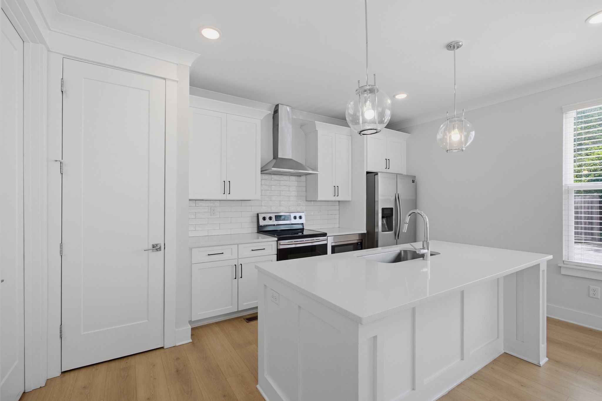 105 Duke St Unit: 6