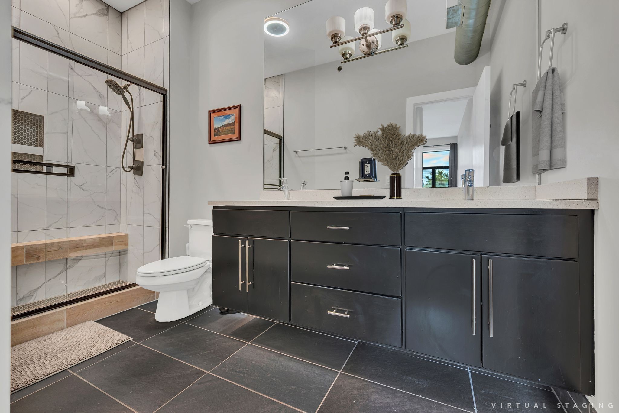 1100 Russell St Unit: 102
