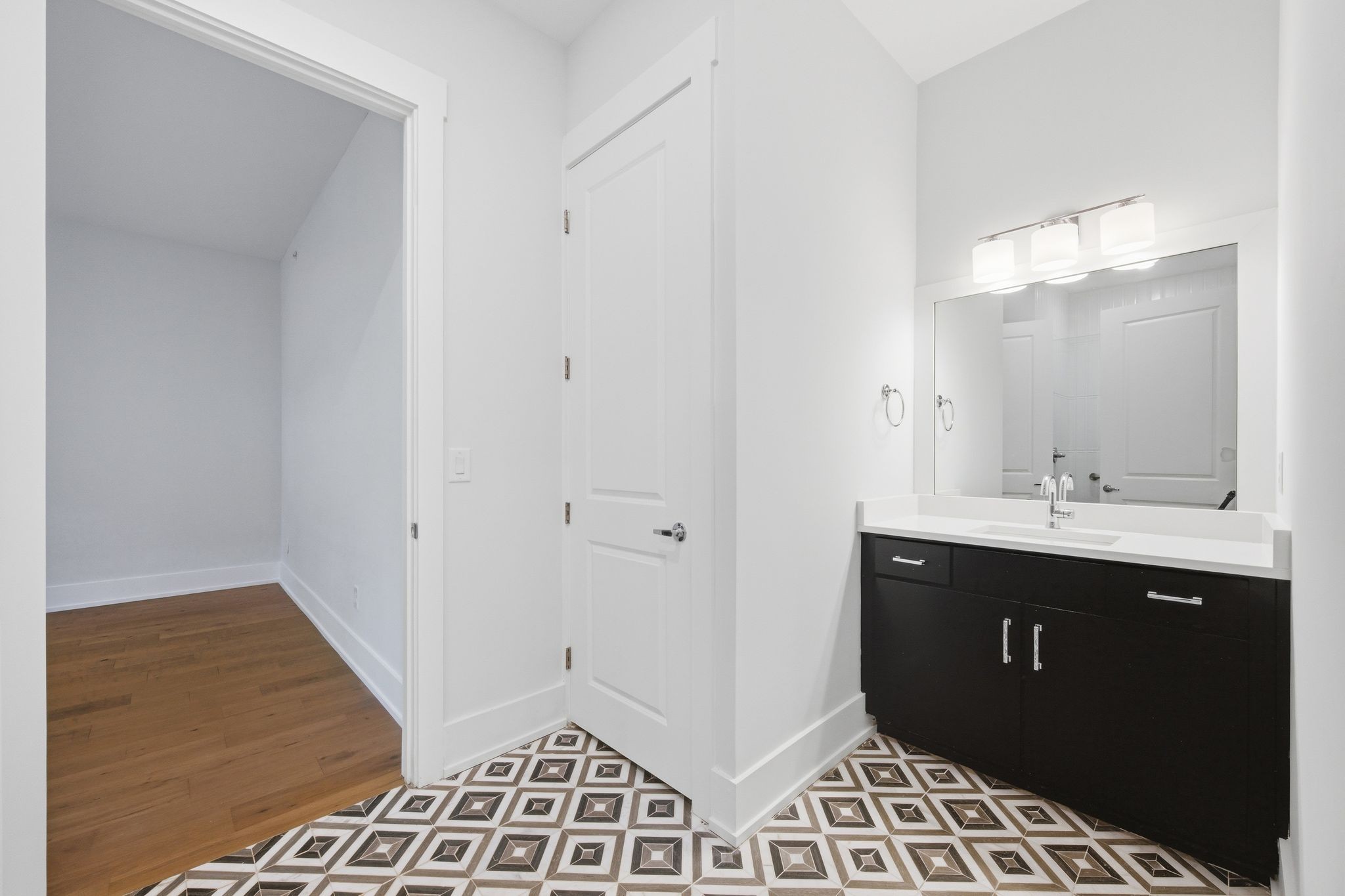 119 Acklen Park Dr Unit: 101
