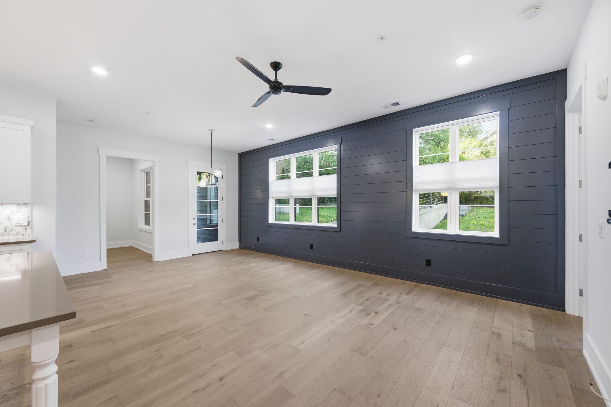 119 Acklen Park Dr Unit: 101