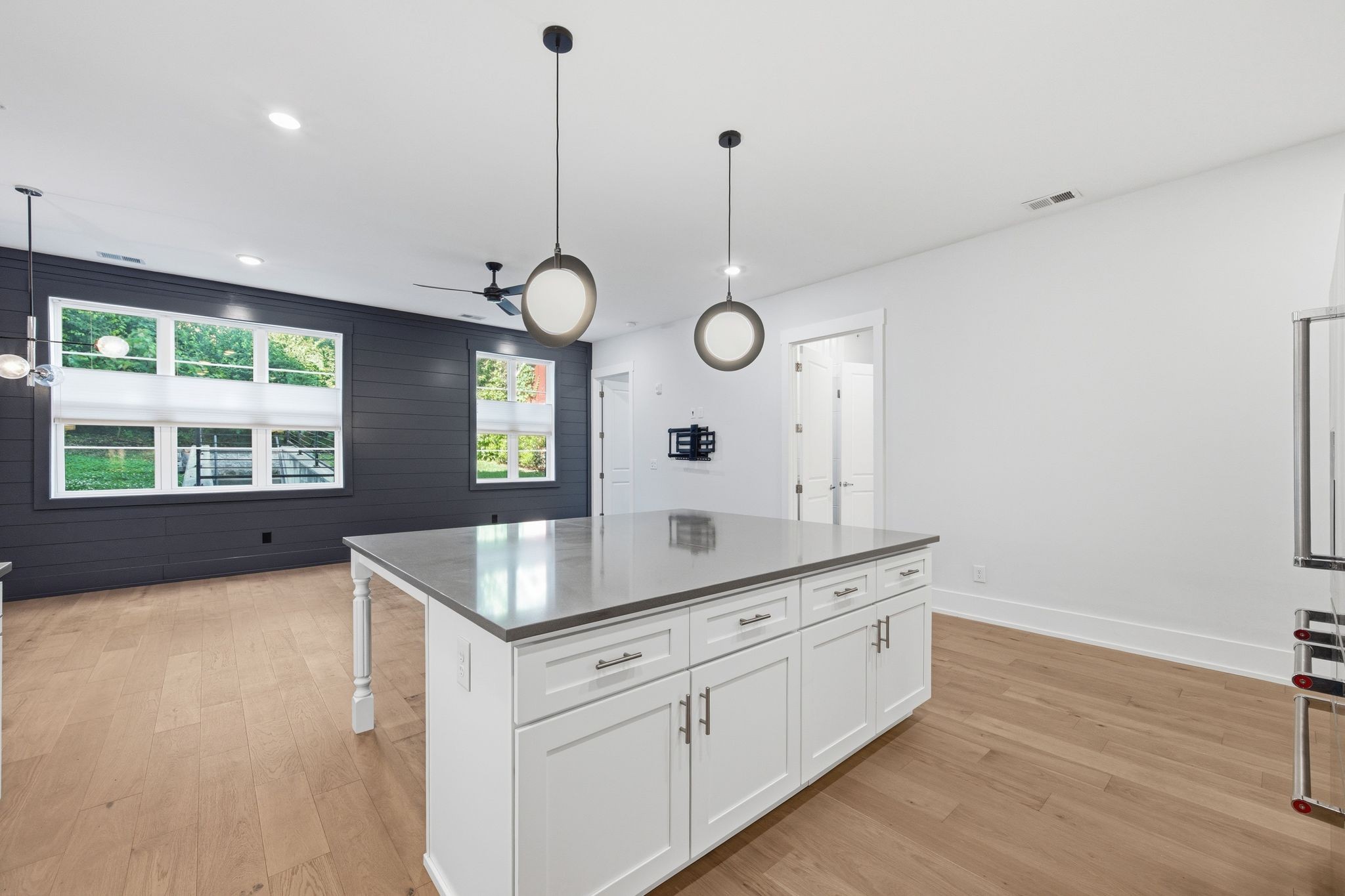 119 Acklen Park Dr Unit: 101