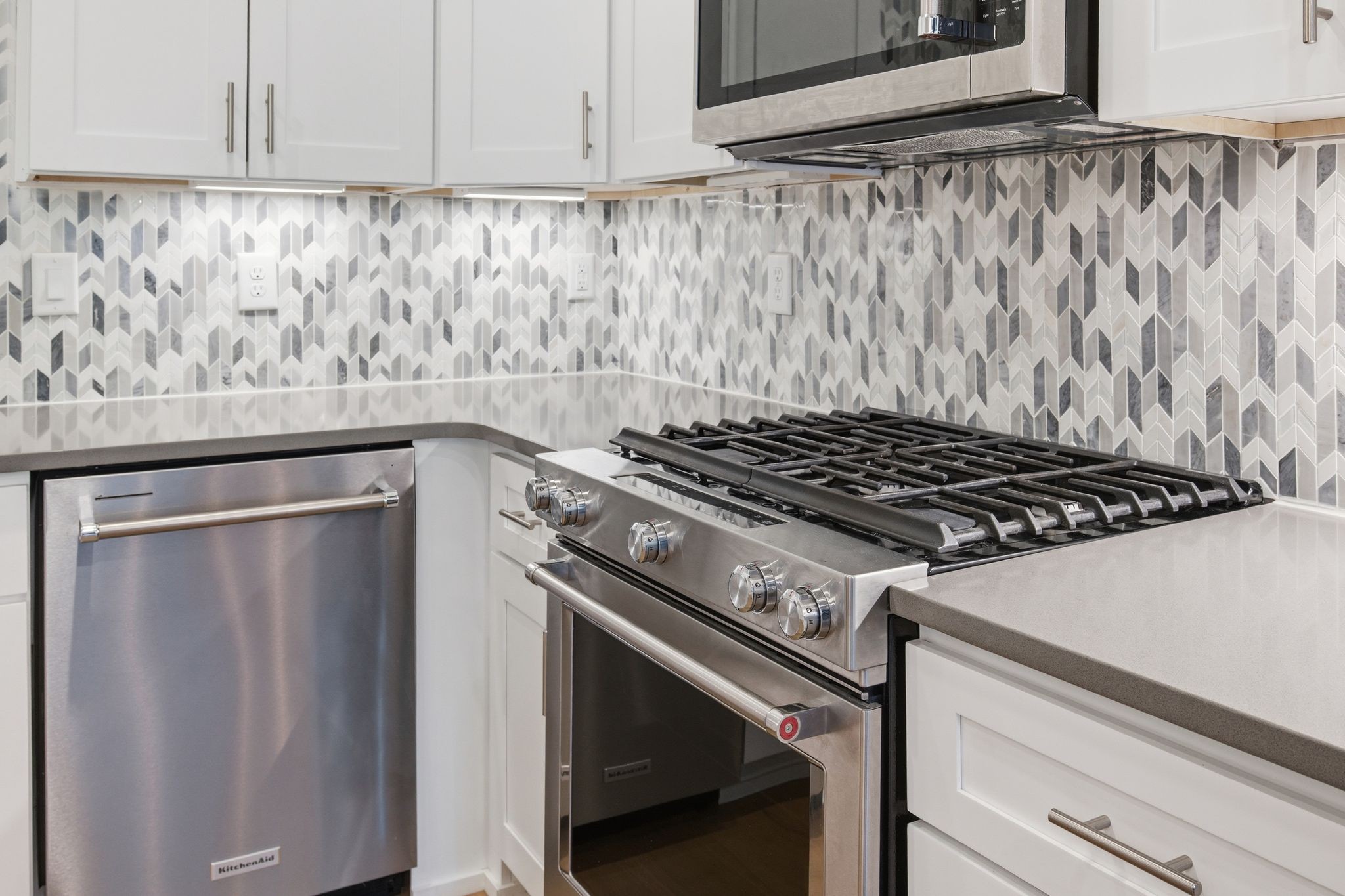 119 Acklen Park Dr Unit: 101