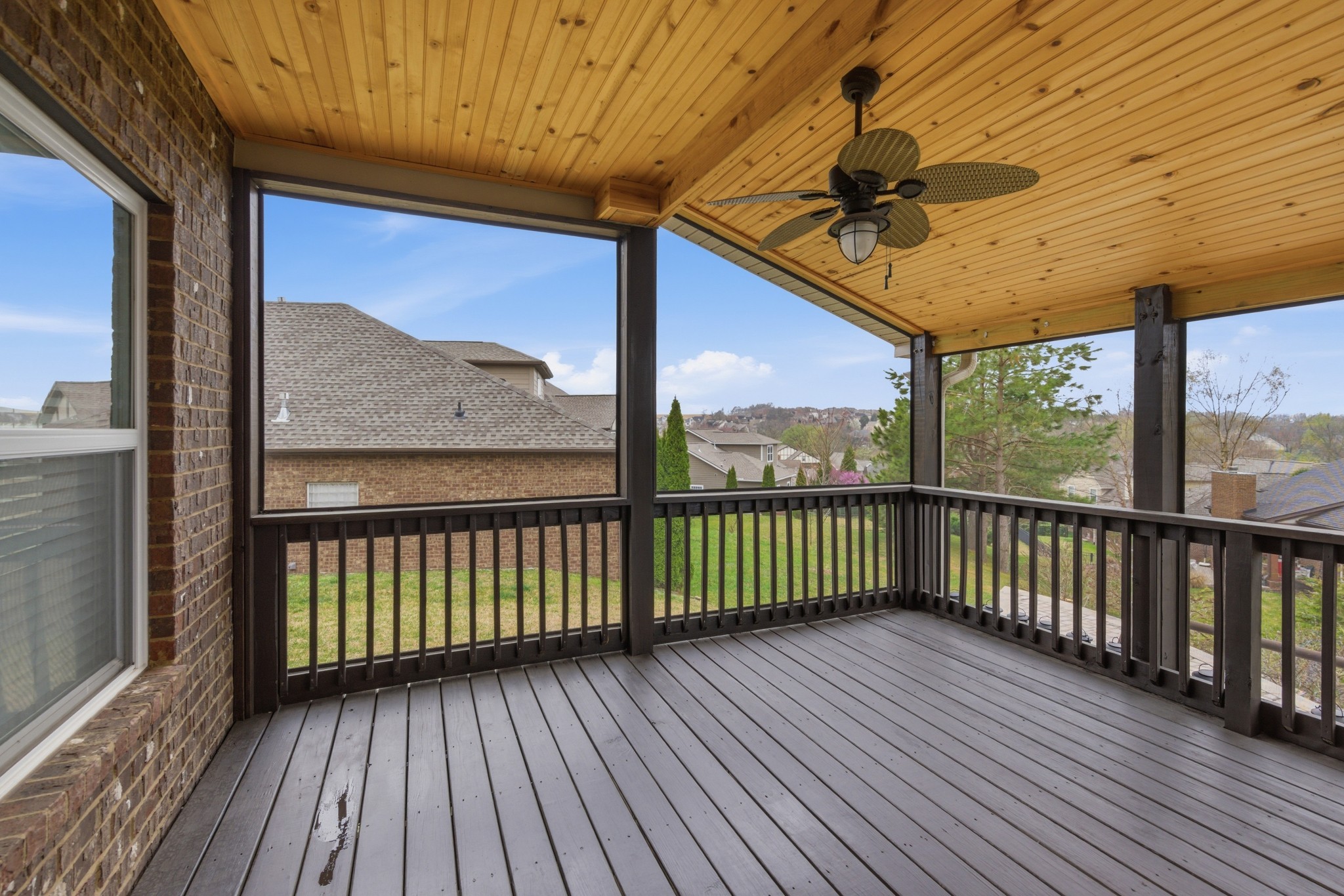 110 Irvine Ln