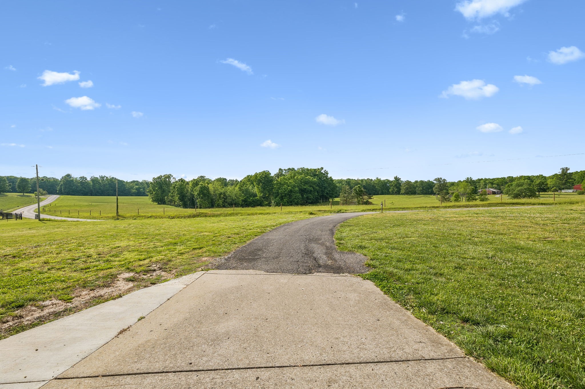 7899 W Lick Creek Rd
