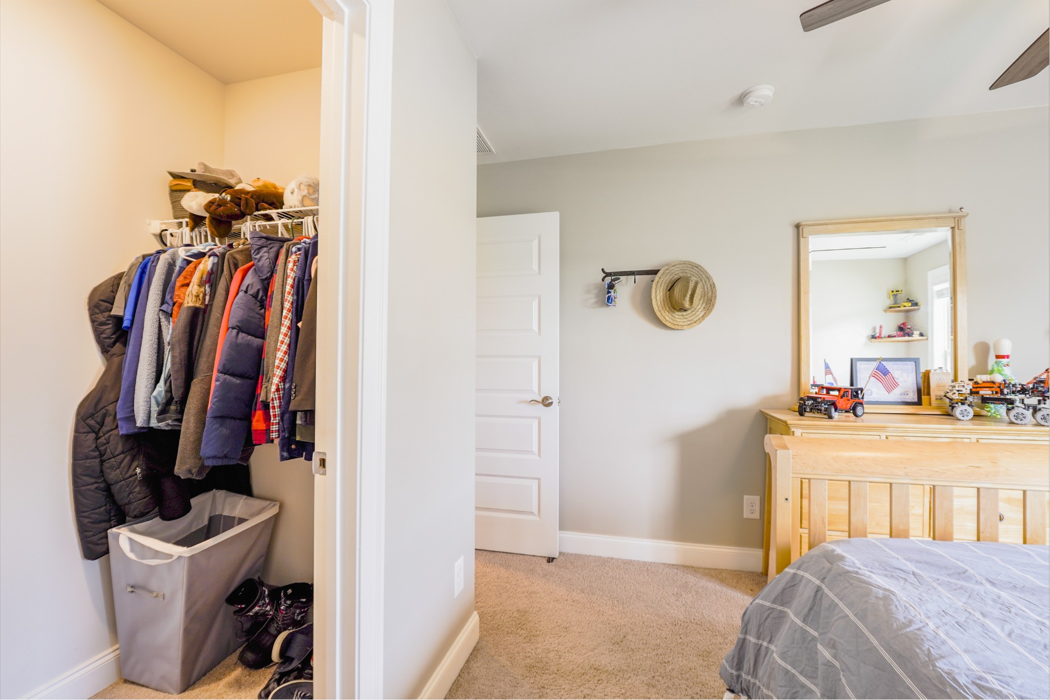 806 Chalkstone Ln