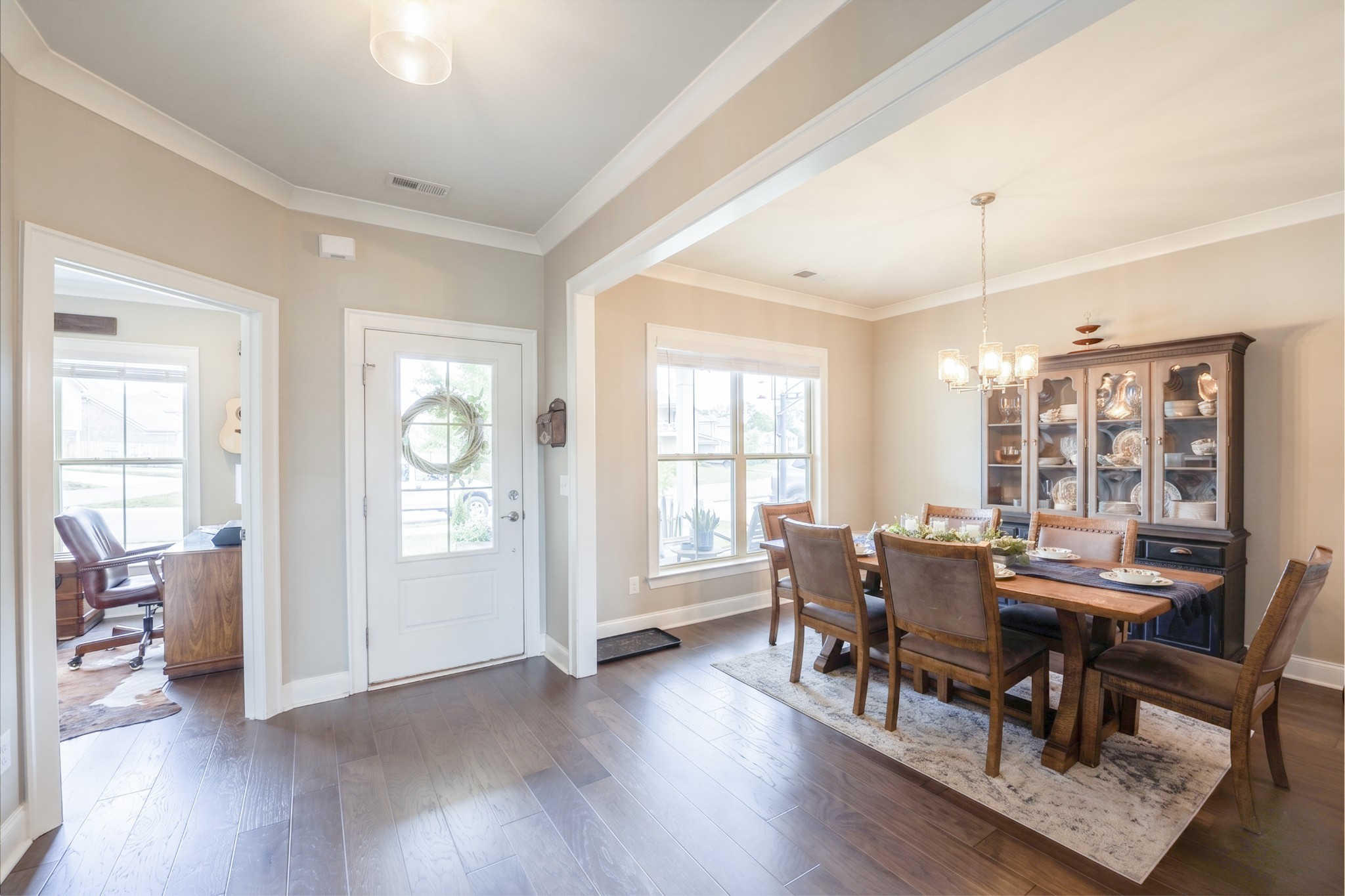 806 Chalkstone Ln