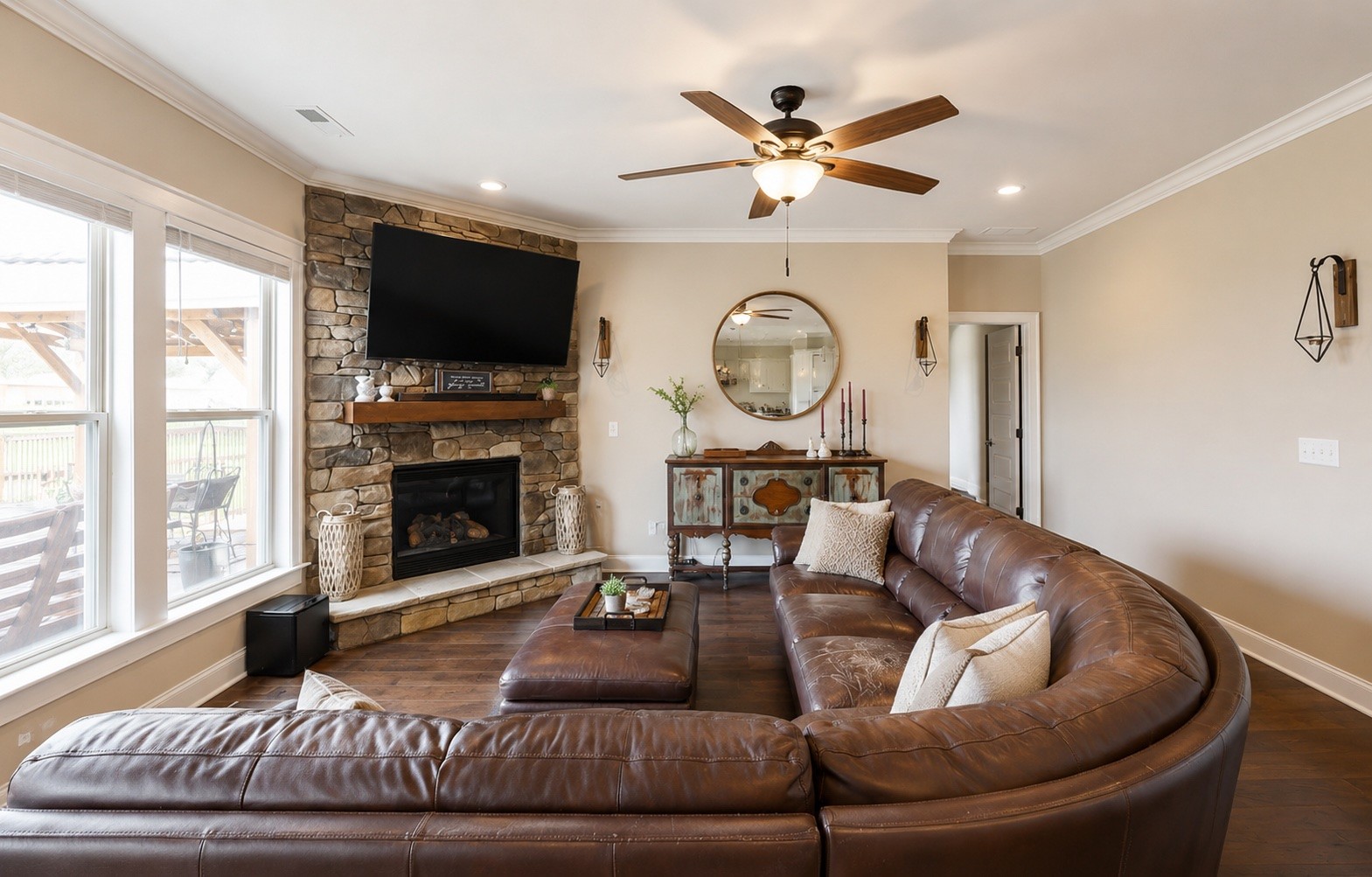 806 Chalkstone Ln