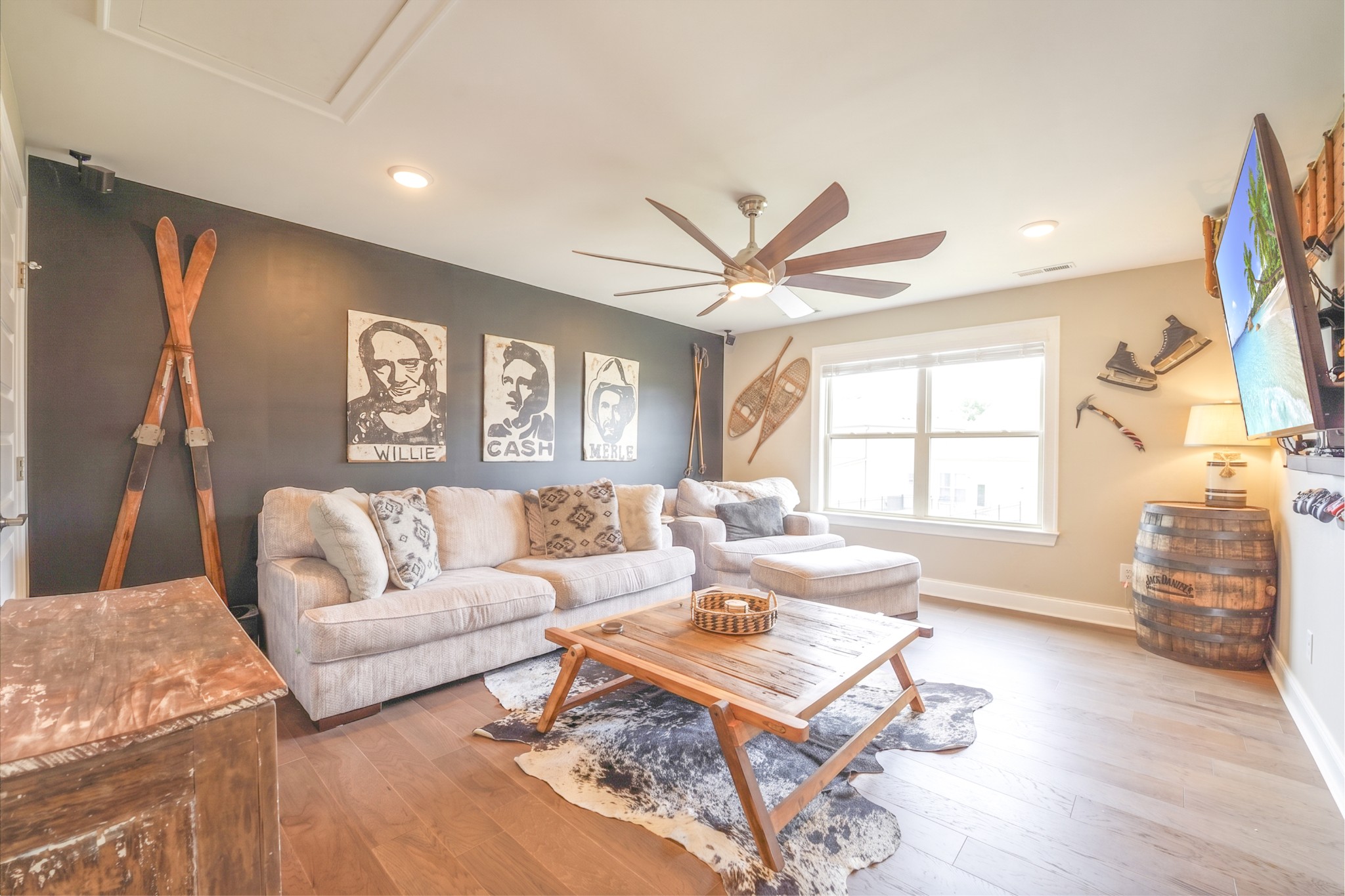 806 Chalkstone Ln