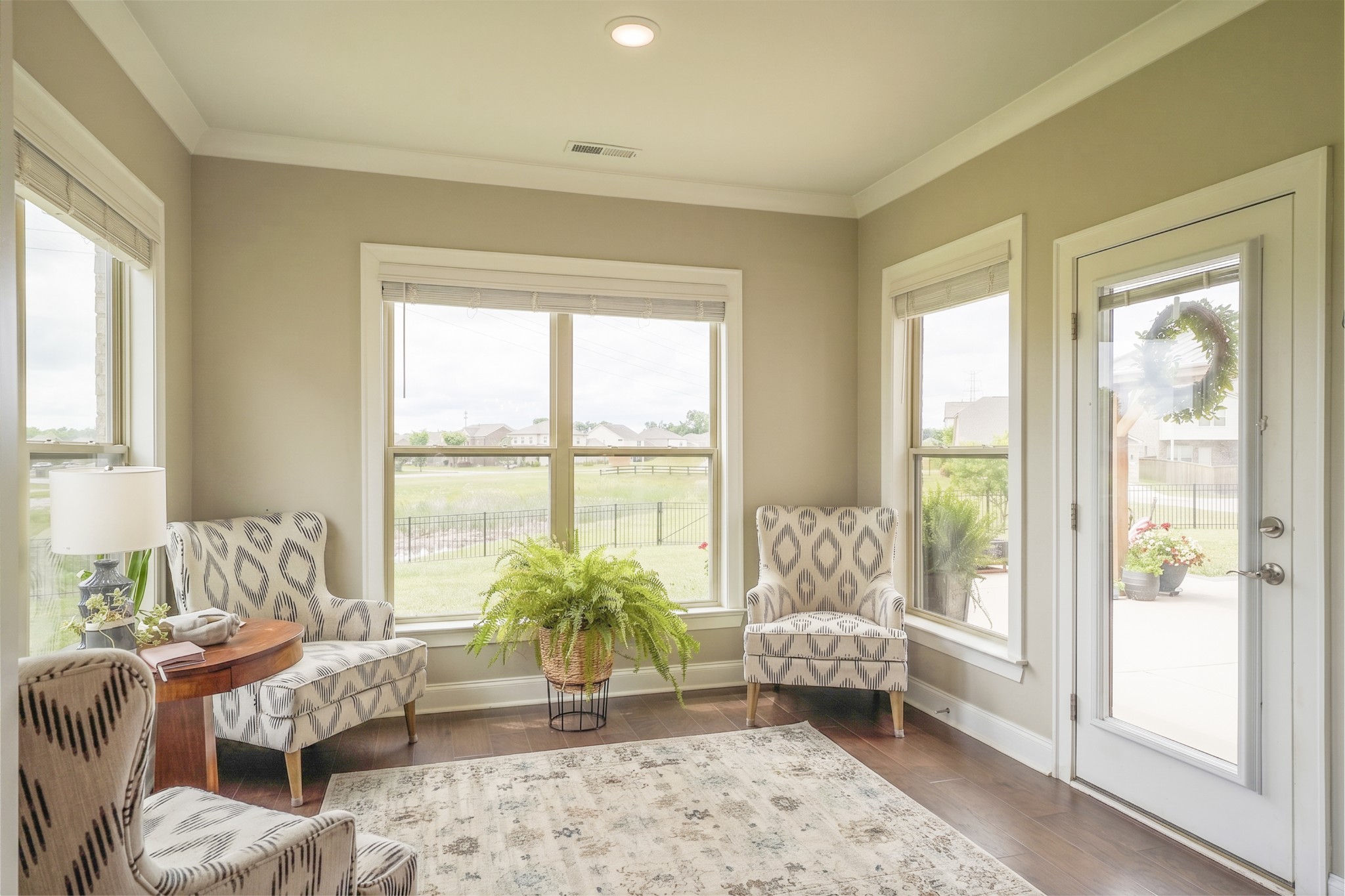806 Chalkstone Ln