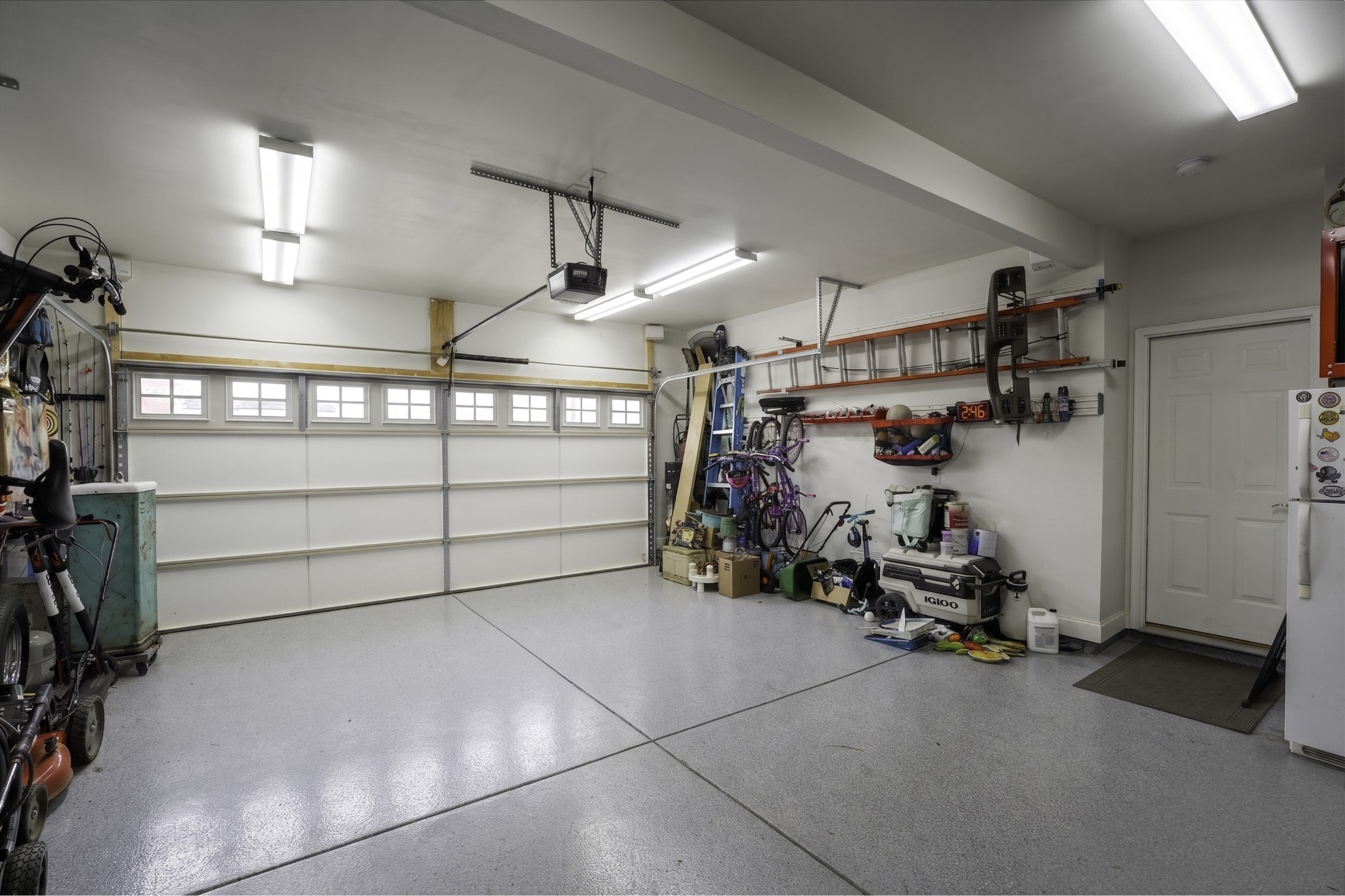 806 Chalkstone Ln