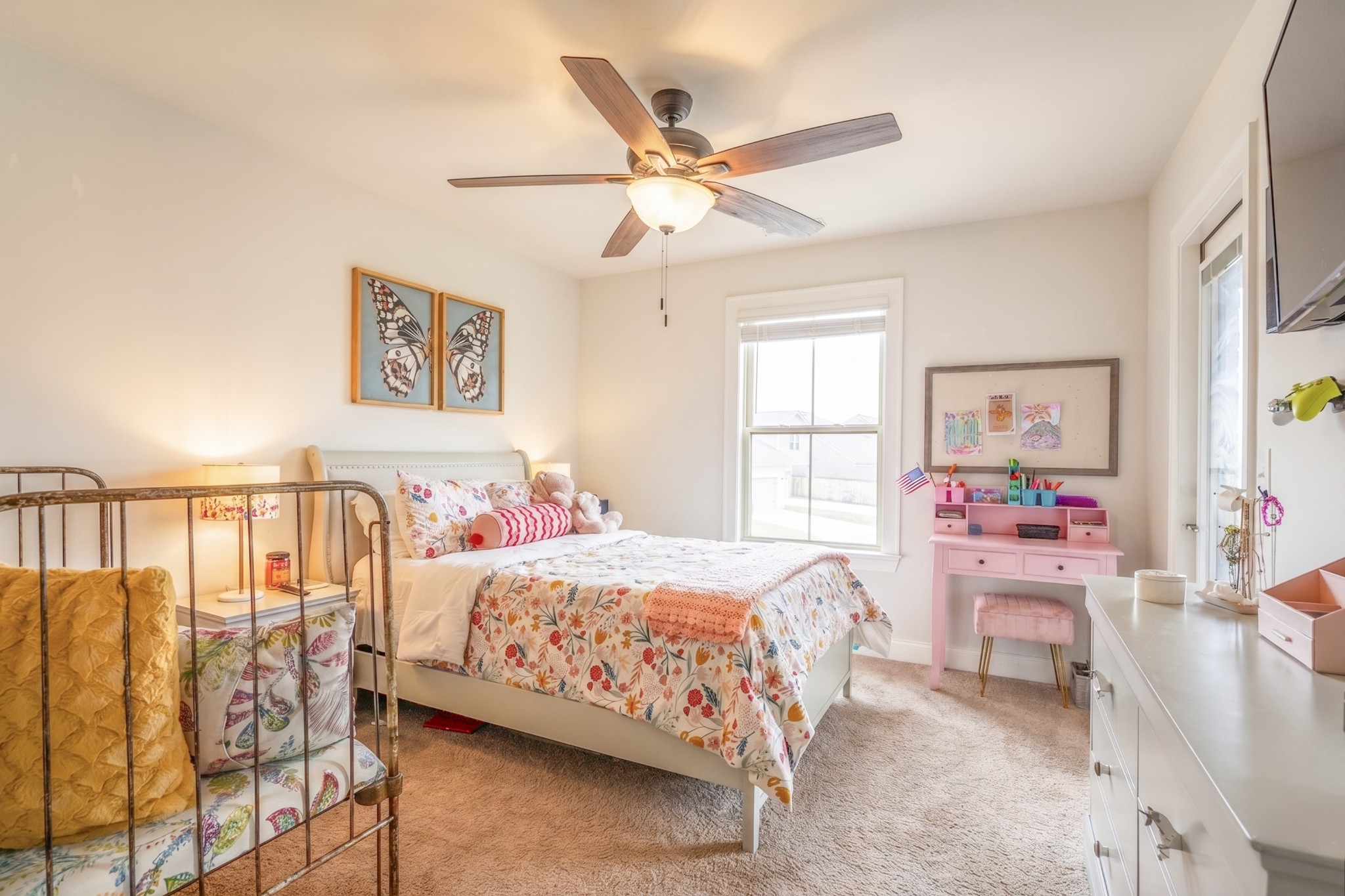 806 Chalkstone Ln