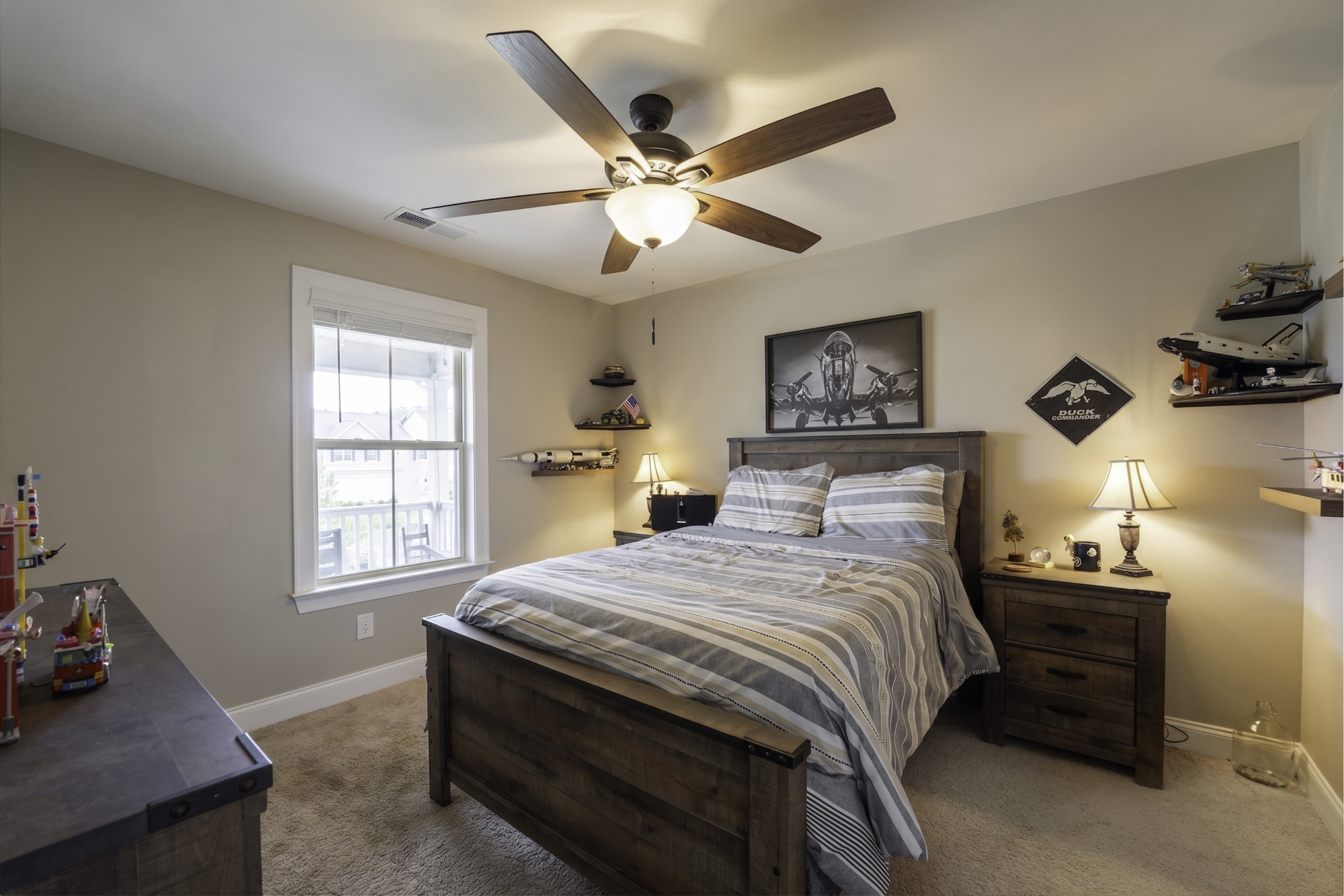 806 Chalkstone Ln