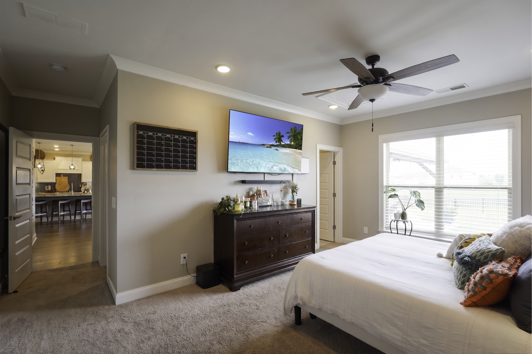 806 Chalkstone Ln