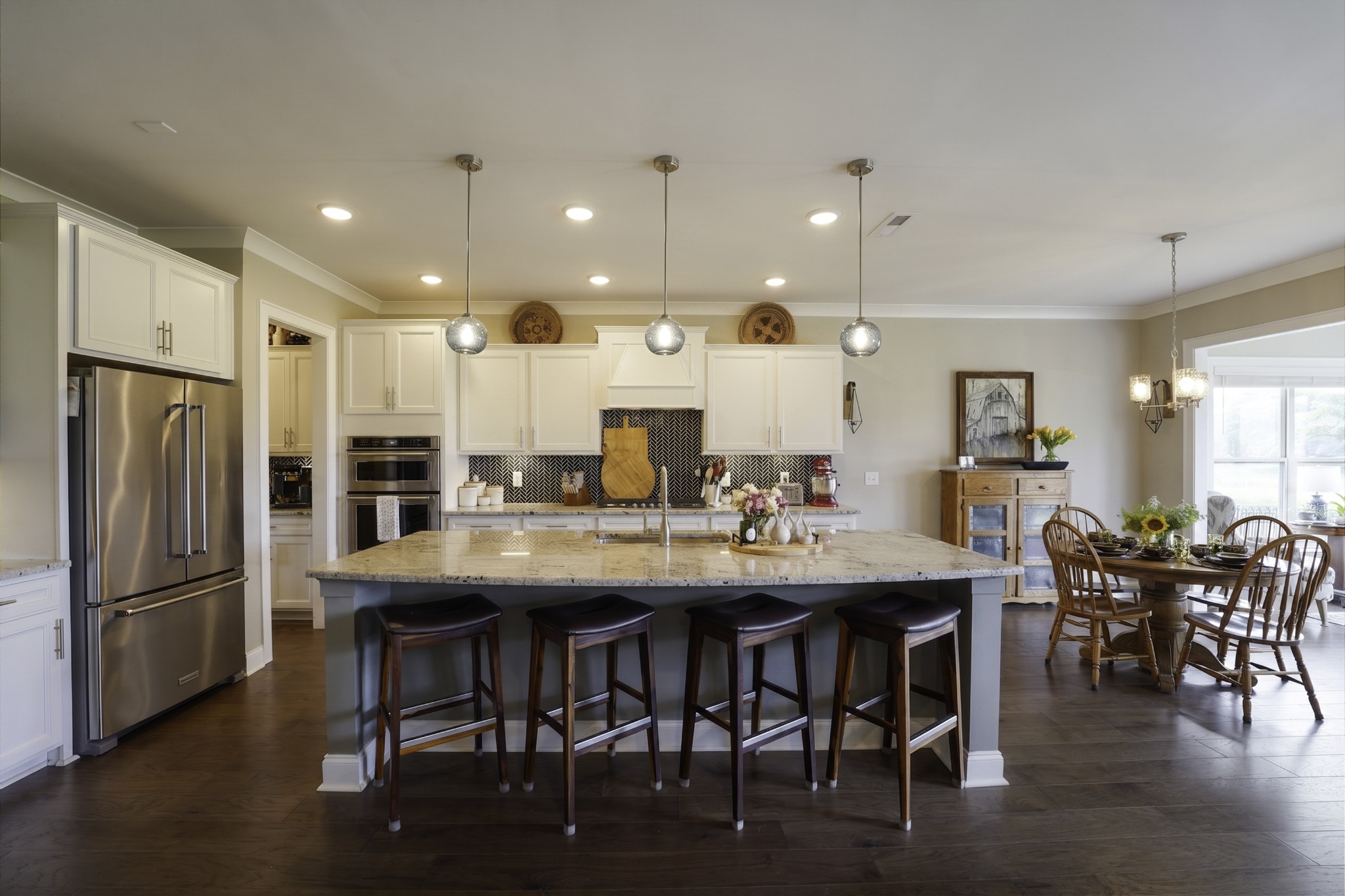 806 Chalkstone Ln