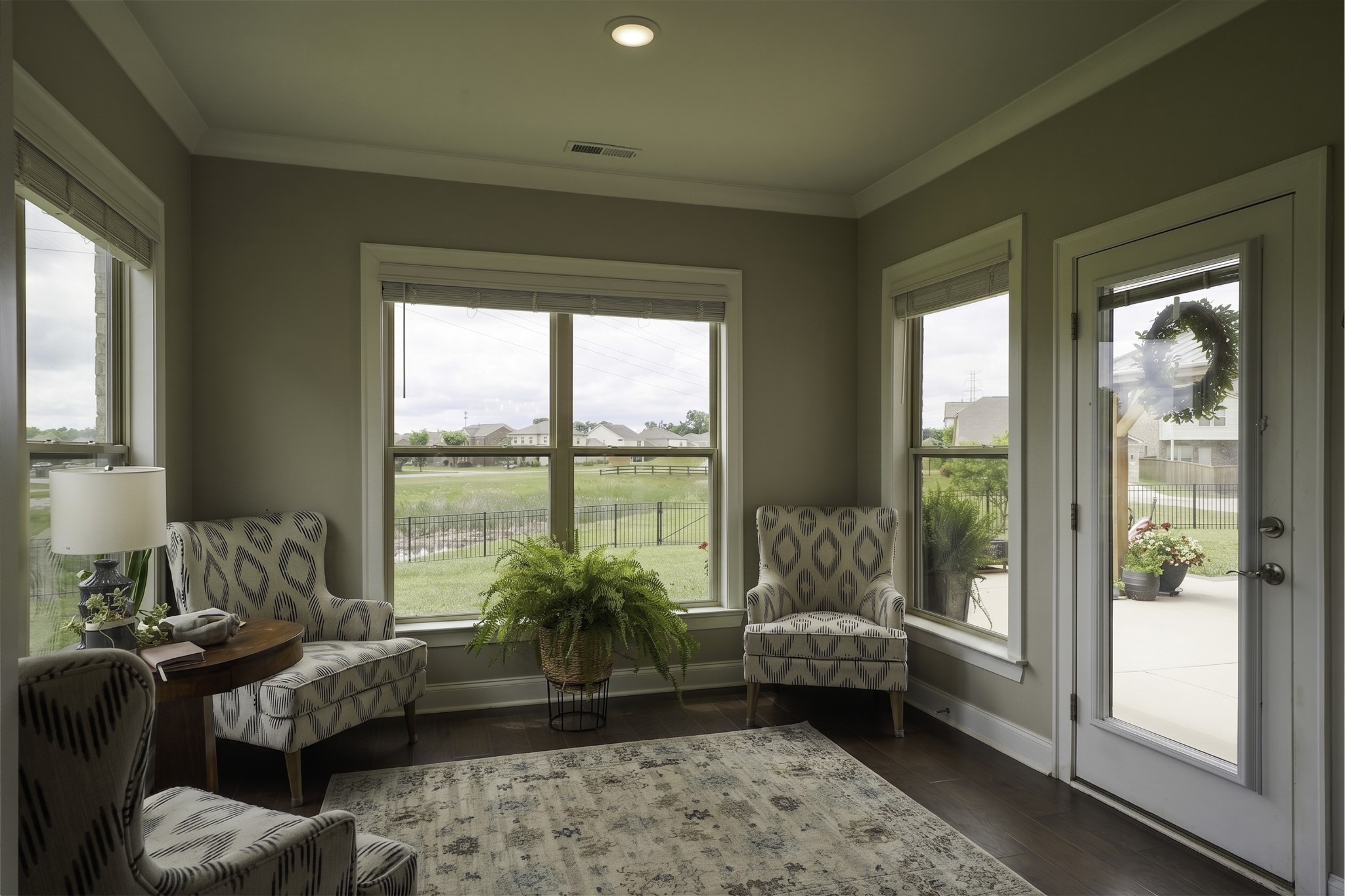 806 Chalkstone Ln